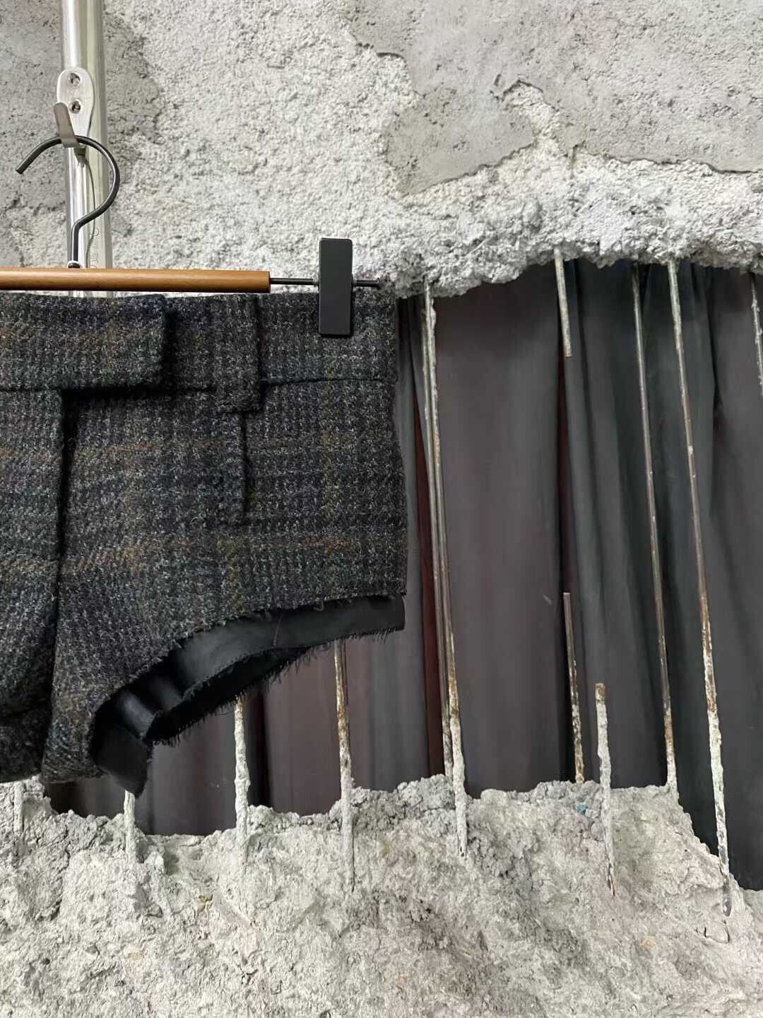 Miu Miu gray plaid shorts by miu miu Size 36" / US 14 / IT 50 - 3 Thumbnail