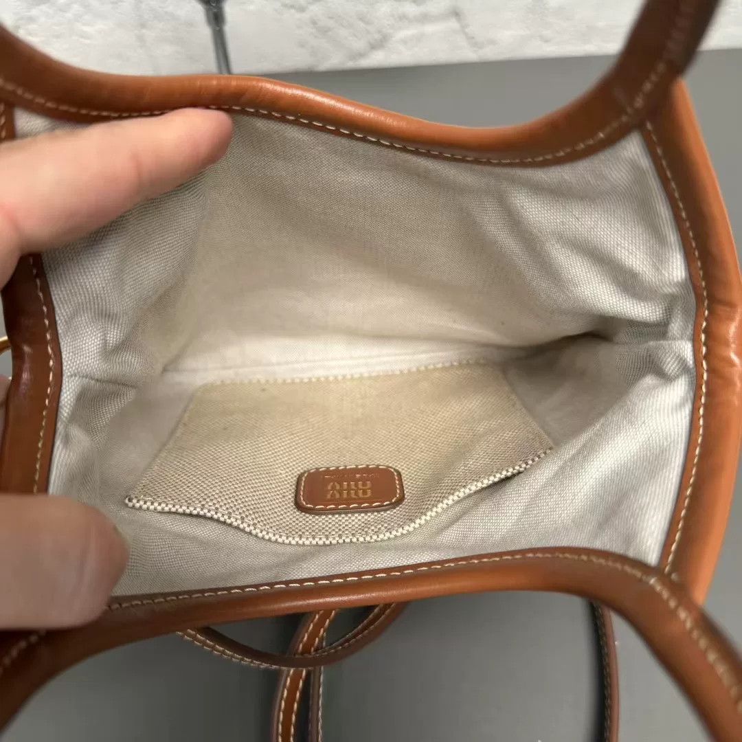 Miu Miu miumiu logo tote shoulder crossbody bag Size ONE SIZE - 7 Thumbnail