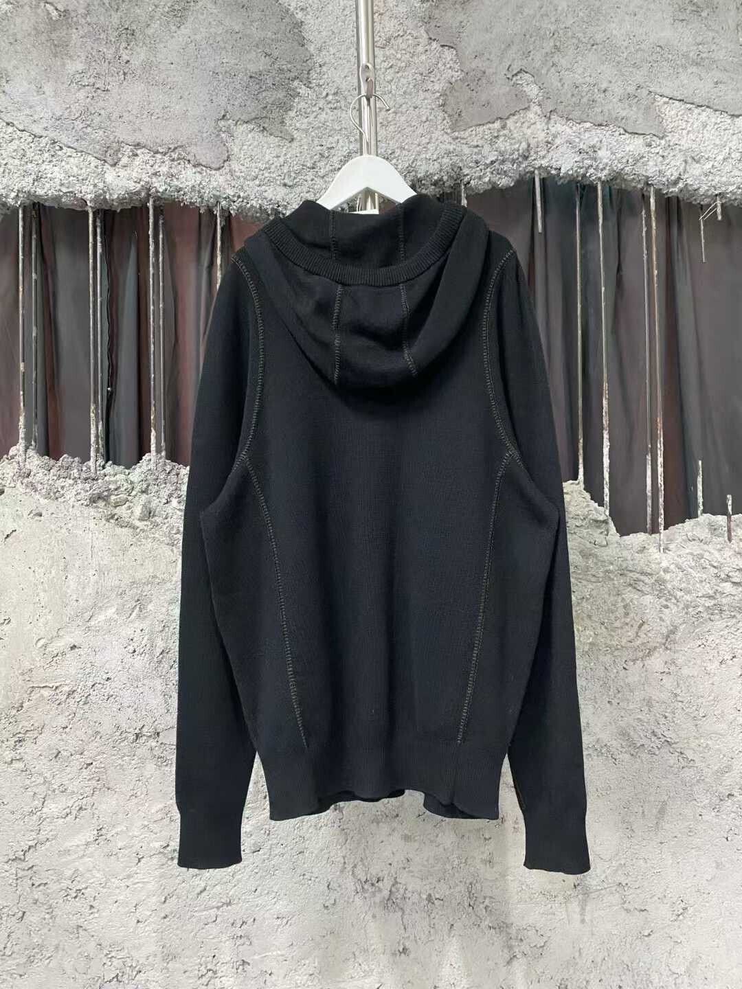 Louis Vuitton Louis Vuitton Black Wool Hoodie Size L Size US L / EU 52-54 / 3 - 2 Thumbnail