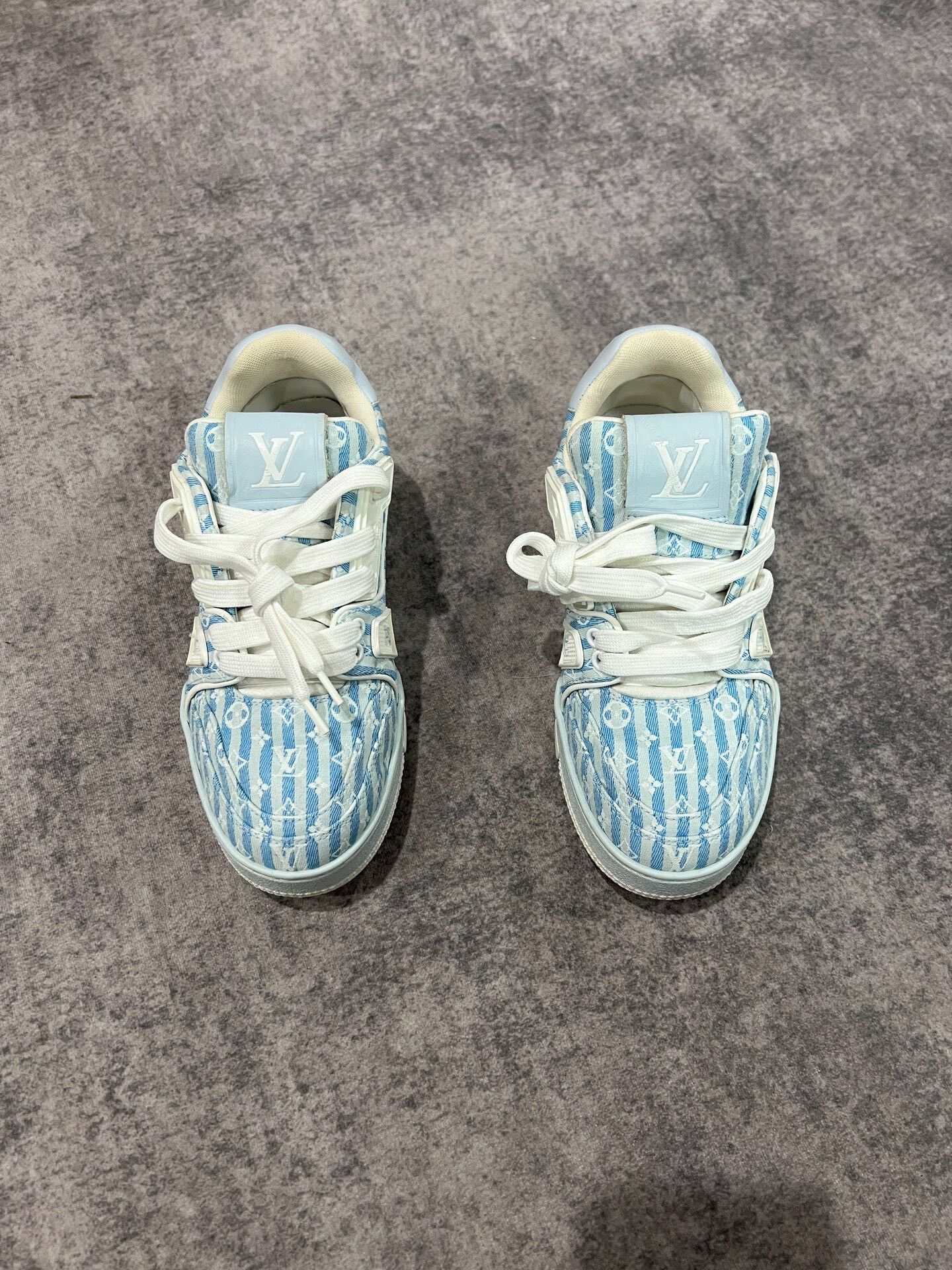 Louis Vuitton louis vuitton blue and white striped trainers Size US 5.5 / EU 38 - 2 Thumbnail