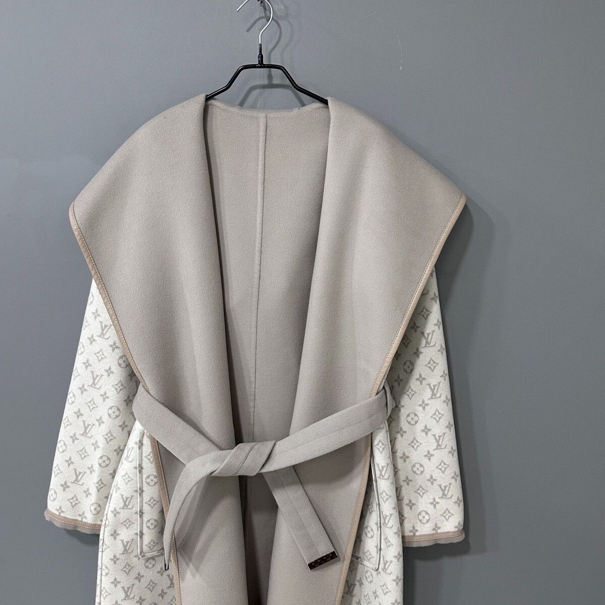 Louis Vuitton Louis Vuitton Monogram Bathrobe Coat Size S / US 4 / IT 40 - 5 Thumbnail