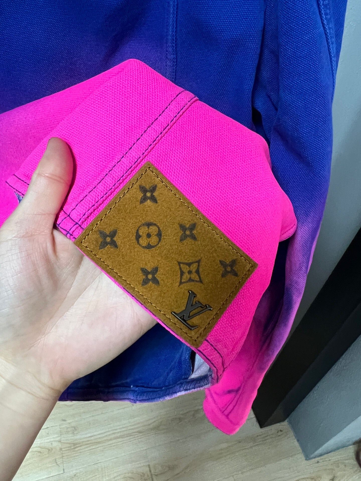 Louis Vuitton louis vuitton blue pink gradient jacket Size US L / EU 52-54 / 3 - 4 Thumbnail