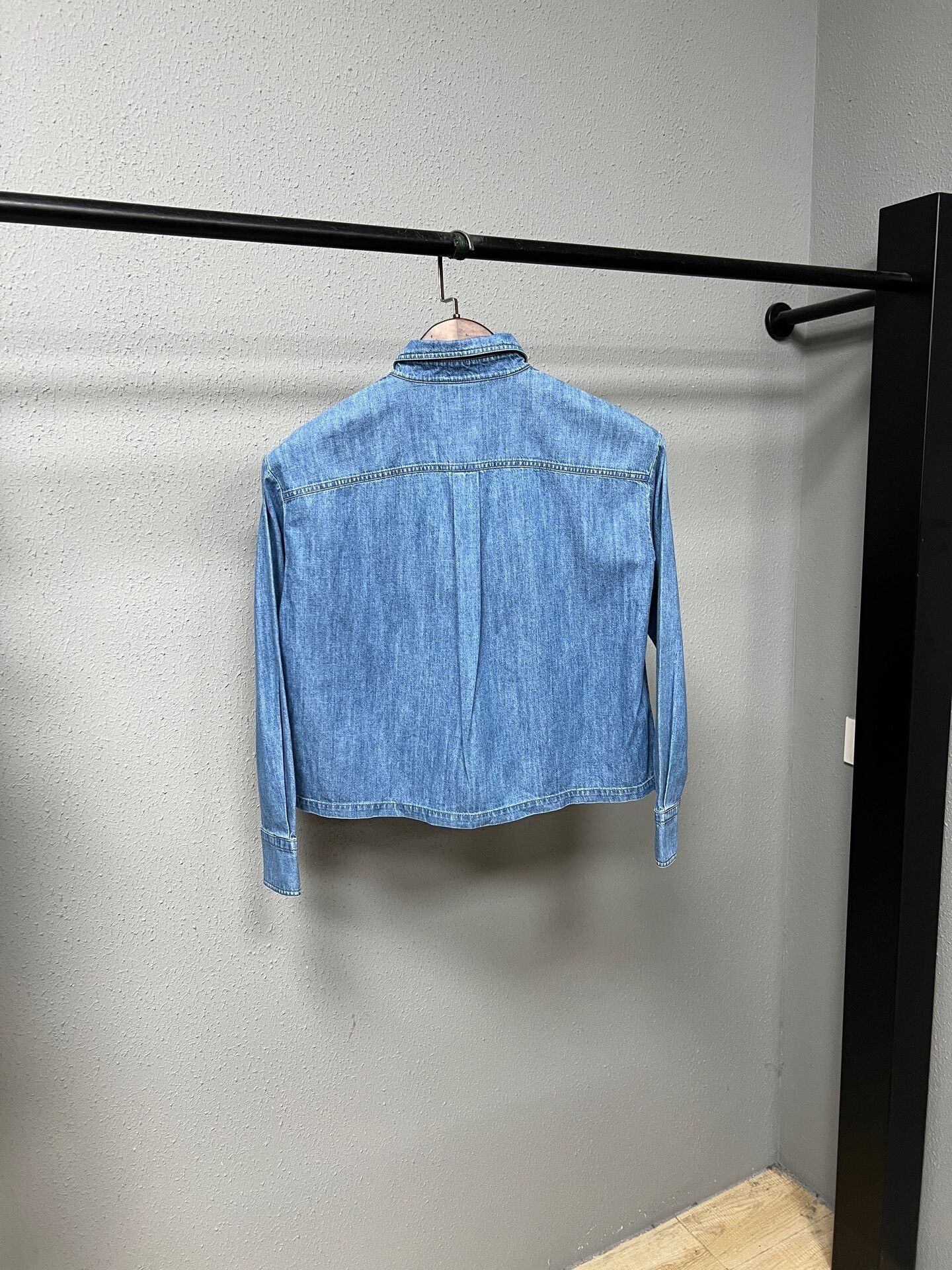 Brunello Cucinelli Brunello Cucinelli Beaded Denim Shirt Size L / US 10 / IT 46 - 2 Thumbnail