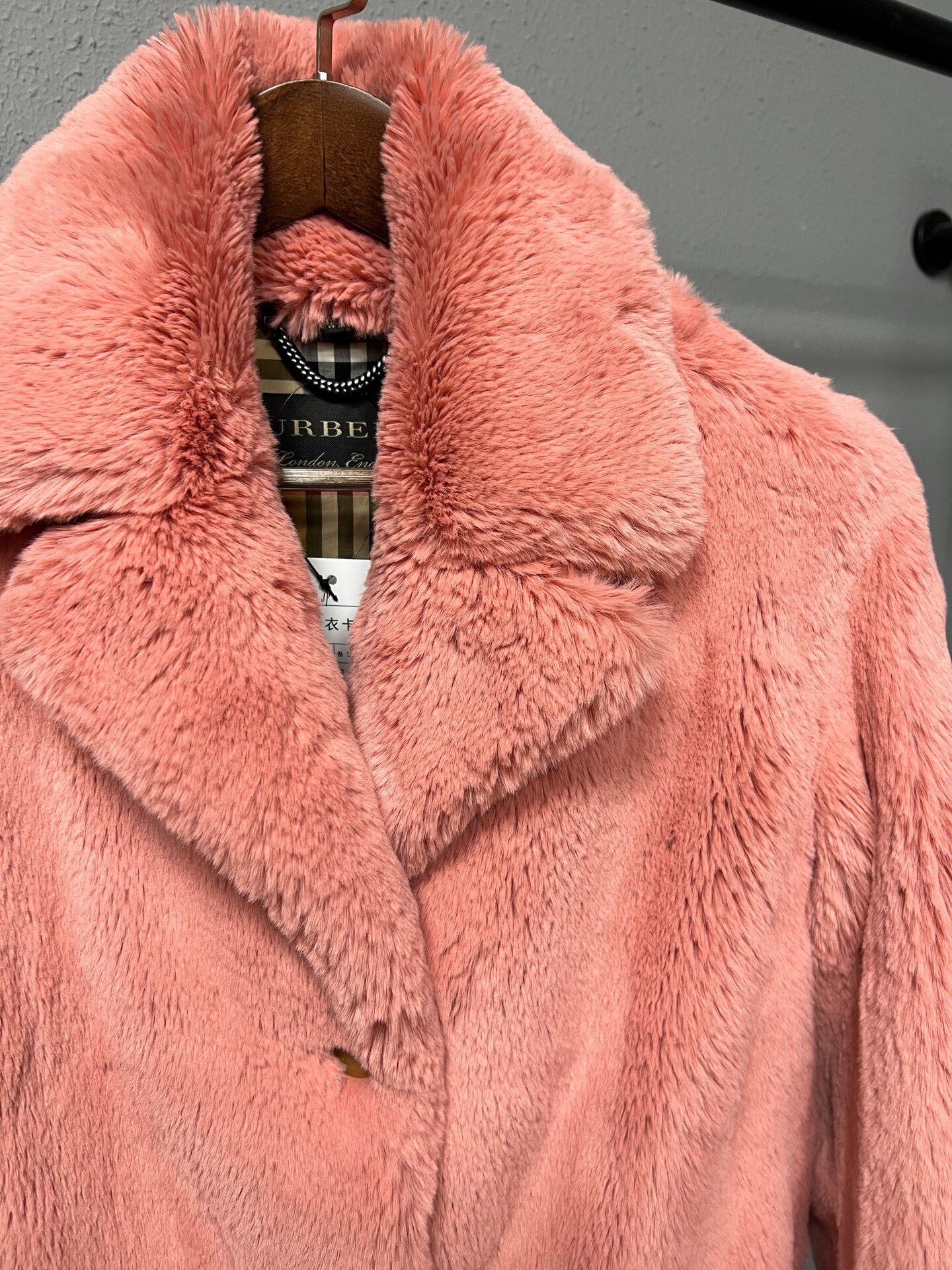 Burberry Burberry Pink Faux Fur Check Coat Size XS / US 0-2 / IT 36-38 - 3 Thumbnail