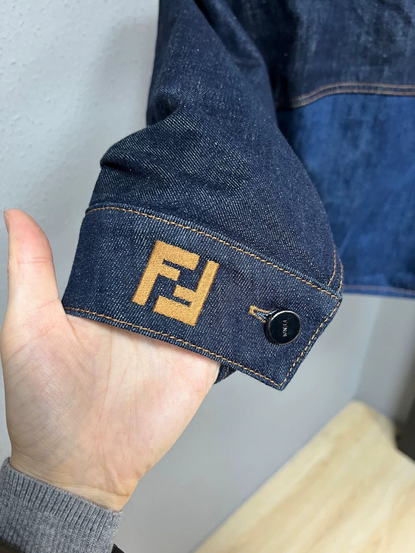 Fendi Fendi Color Block Denim Jacket Size M / US 6-8 / IT 42-44 - 3 Thumbnail