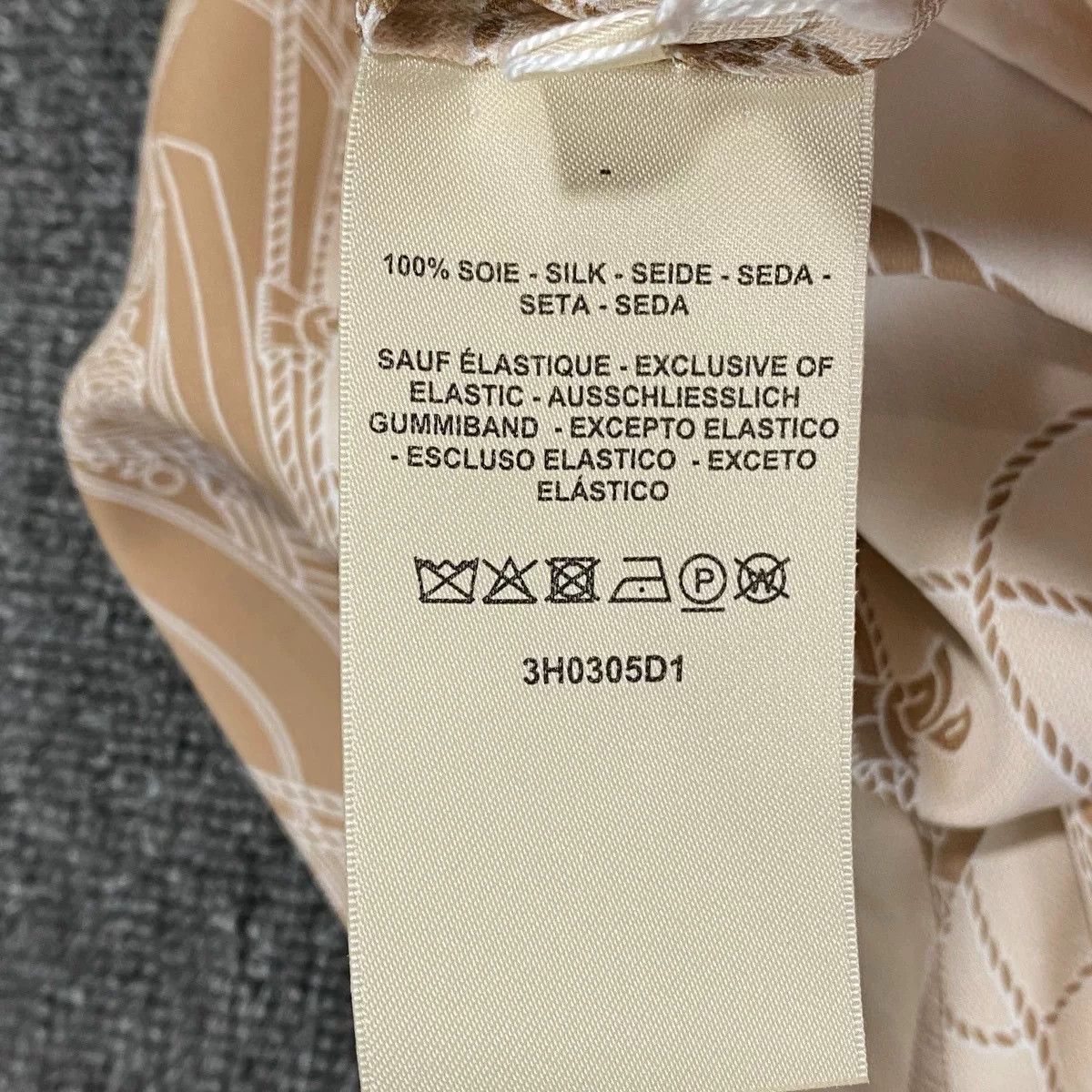 Hermes hermes silk half skirt in beige Size 34" / US 12 / IT 48 - 4 Thumbnail