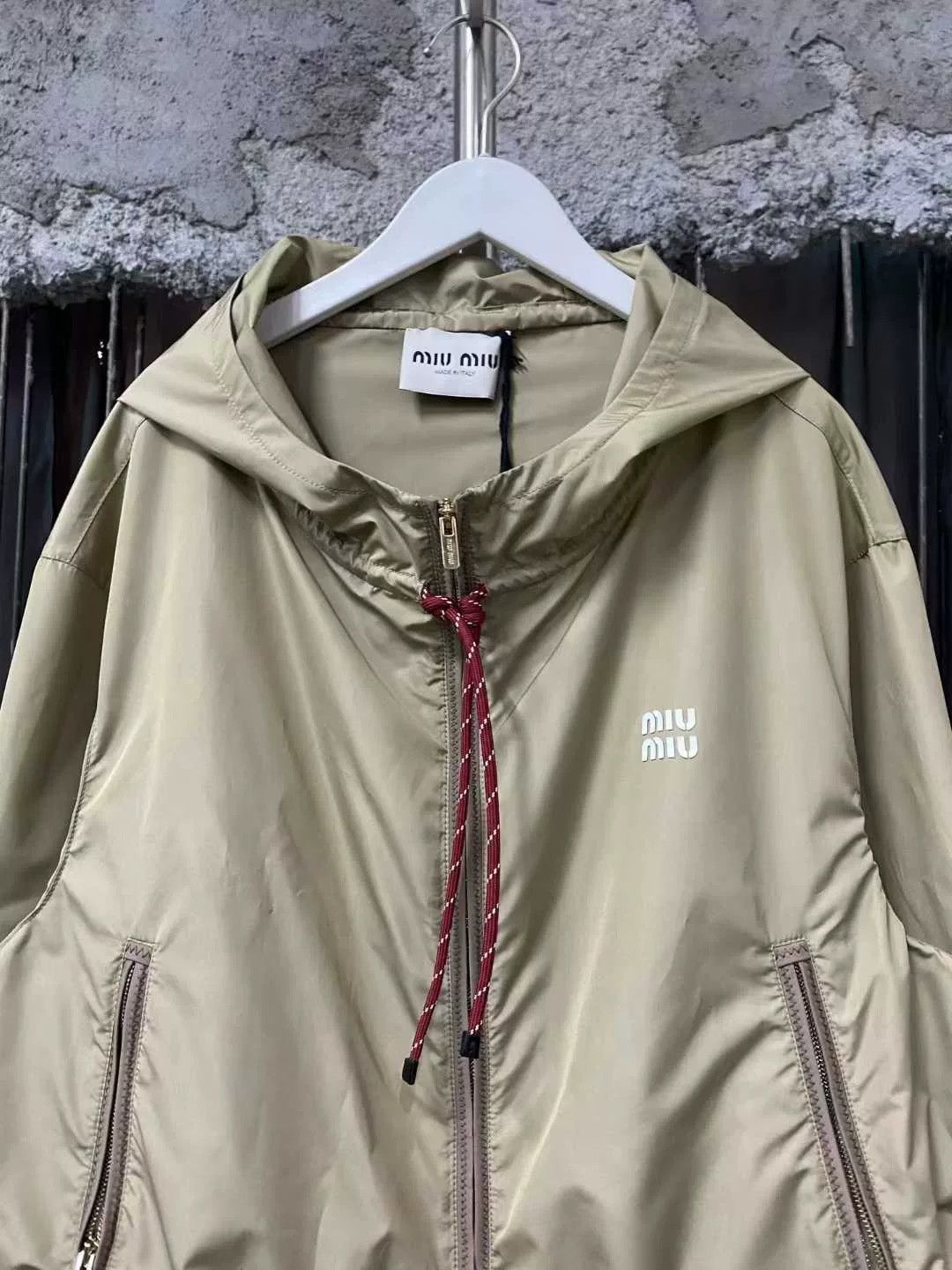 Miu Miu Miu Miu Khaki Zipper Jacket Size M / US 6-8 / IT 42-44 - 3 Thumbnail