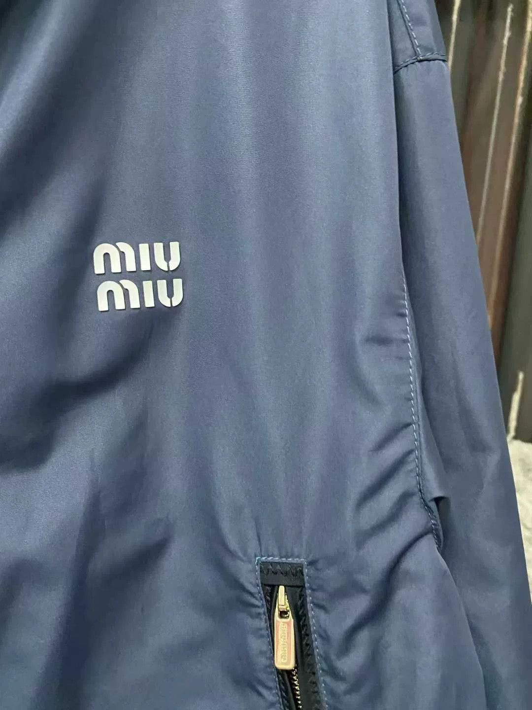 Miu Miu Miumiu Navy Zip Jacket with Hood Size M / US 6-8 / IT 42-44 - 5 Thumbnail