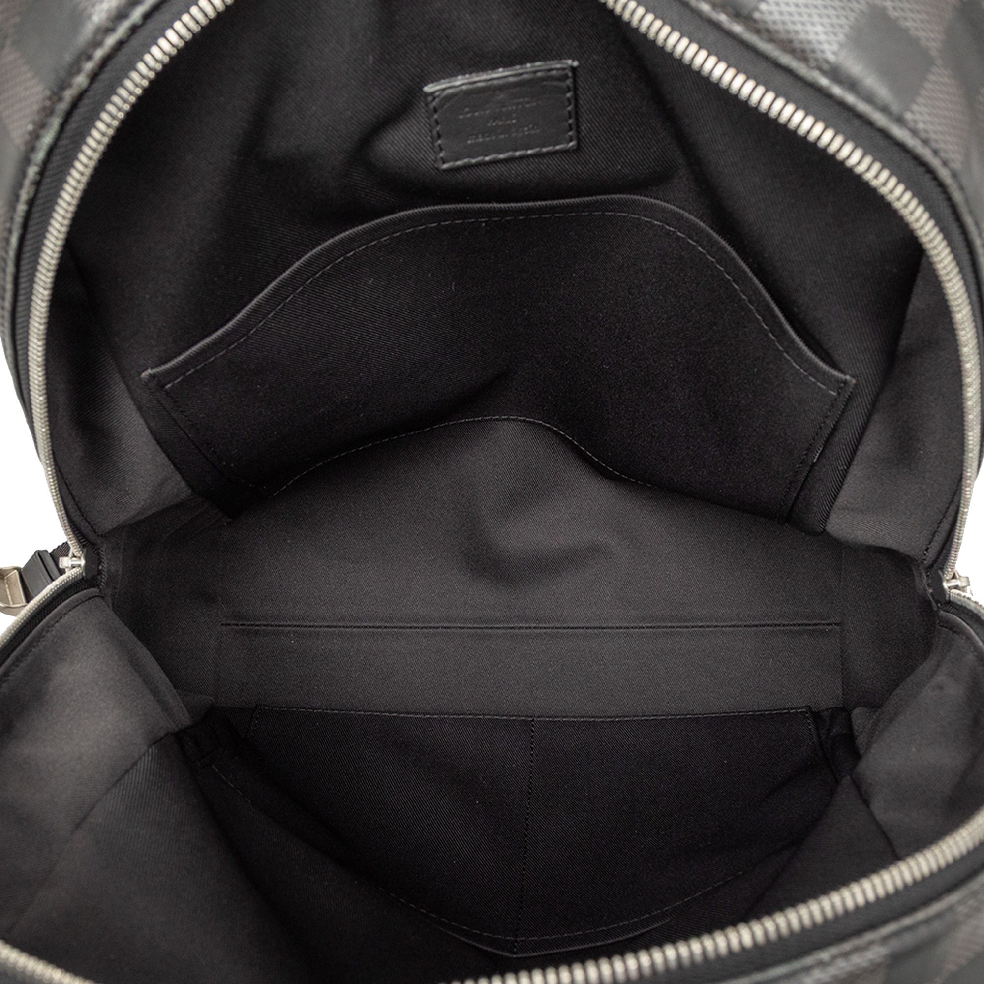 Louis Vuitton Louis Vuitton Damier Infini Campus Backpack Size ONE SIZE - 4 Thumbnail