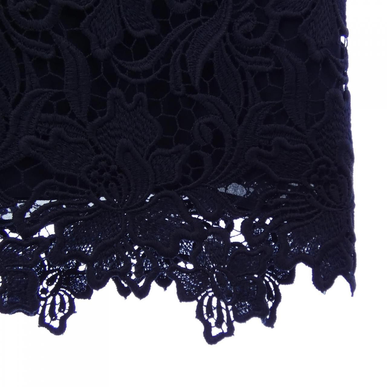 Other Other Adore Skirt Others Skirts DUTY FREE for USA Size ONE SIZE - 6 Thumbnail