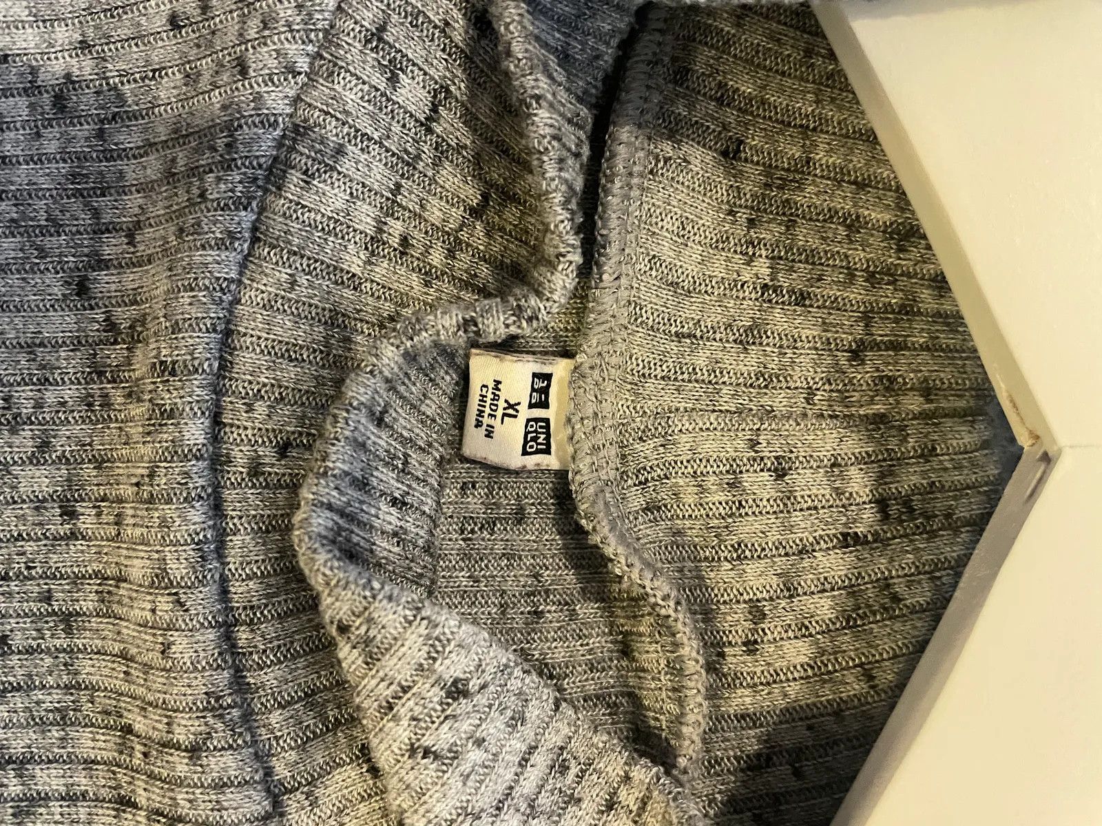 Uniqlo Uniqlo Sweater Size XL / US 12-14 / IT 48-50 - 2 Thumbnail