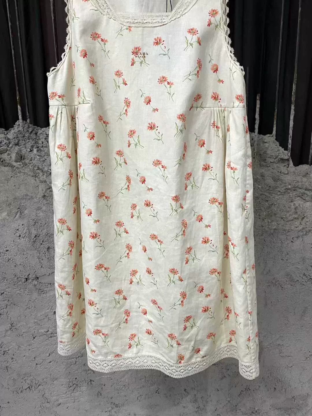 Prada floral print sleeveless dress by Prada Size S / US 4 / IT 40 - 5 Thumbnail