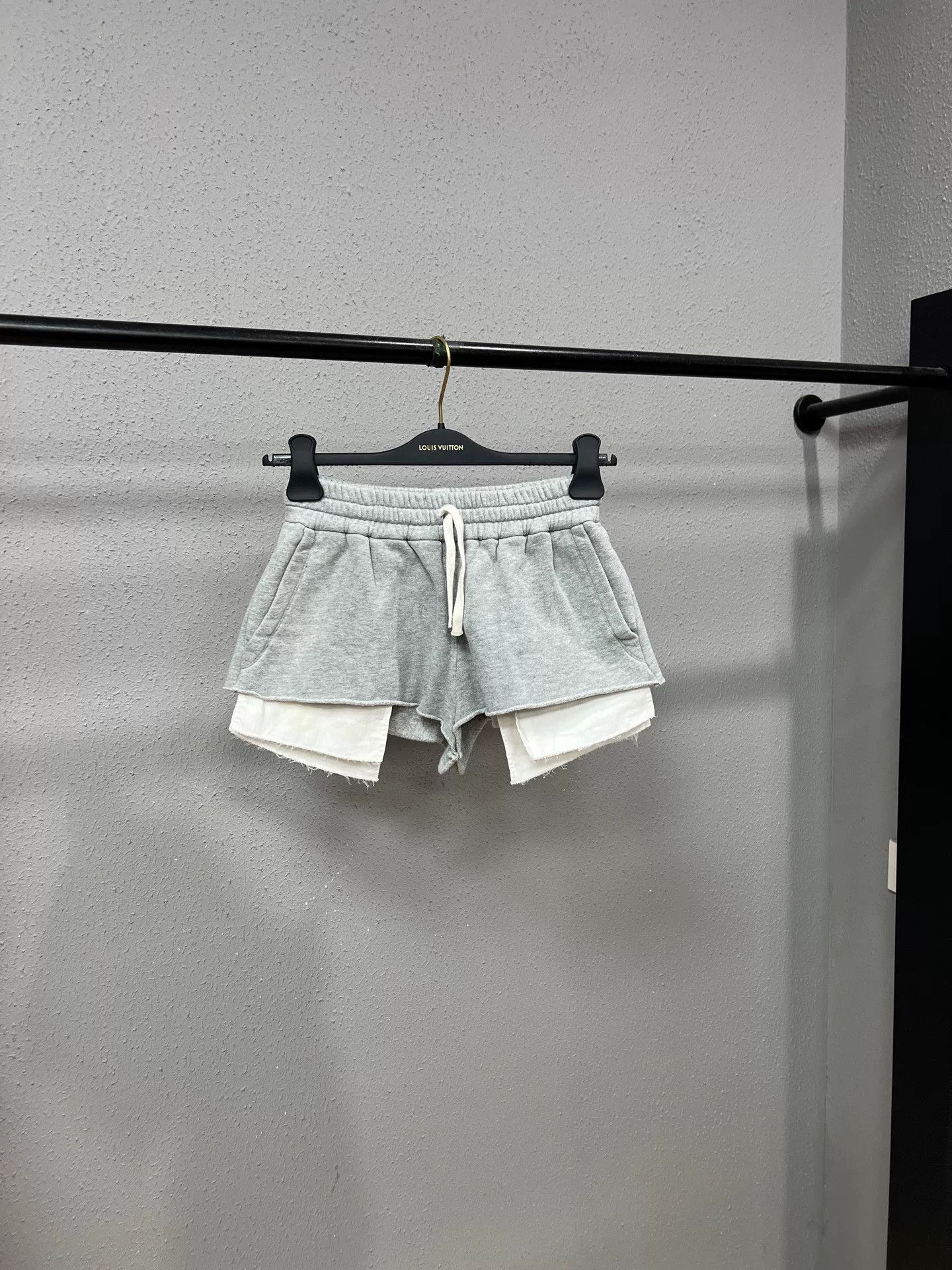 Miu Miu Miumiu Layered Shorts in Gray Color Size 38" / US 16 / IT 52 - 2 Thumbnail