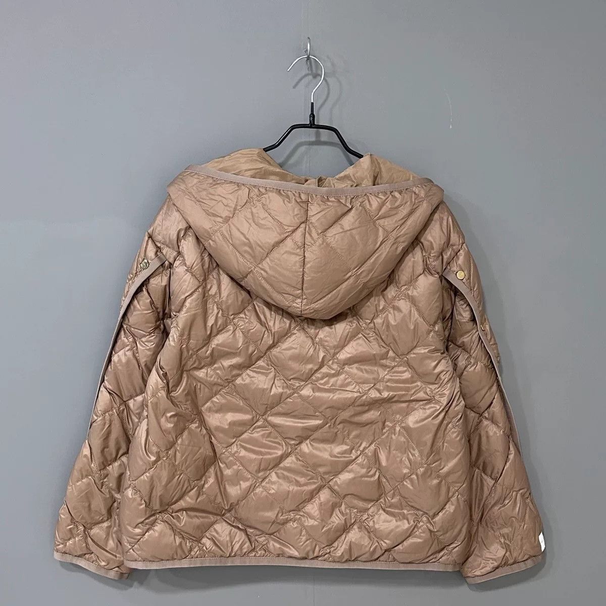 Max Mara lightweight maxmara down jacket with hood Size S / US 4 / IT 40 - 3 Thumbnail