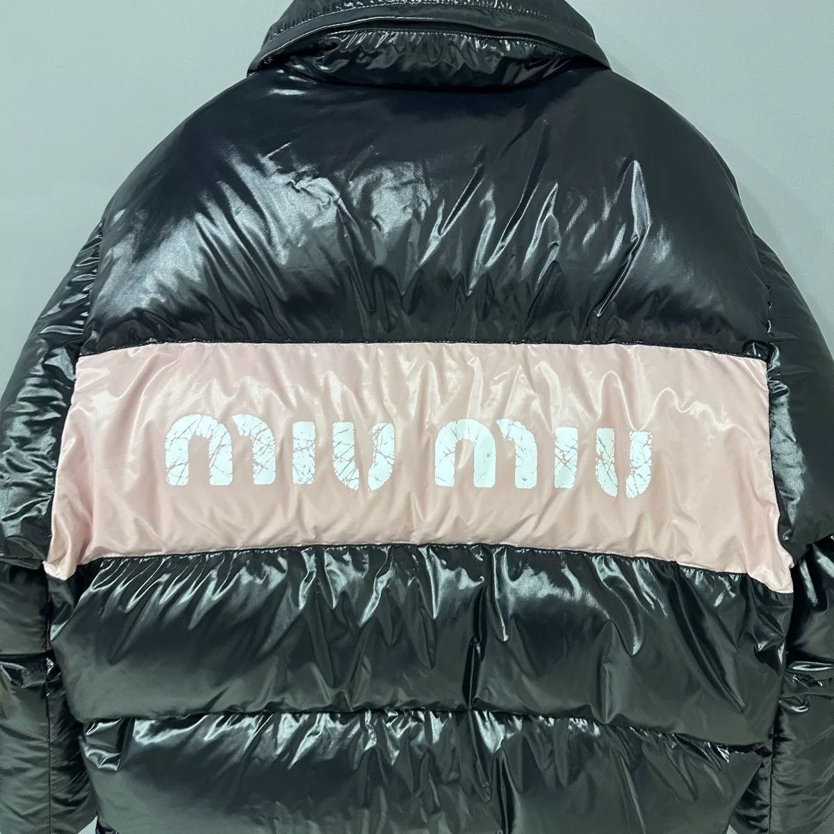 Miu Miu miumiu black logo puffer jacket Size M / US 6-8 / IT 42-44 - 4 Thumbnail
