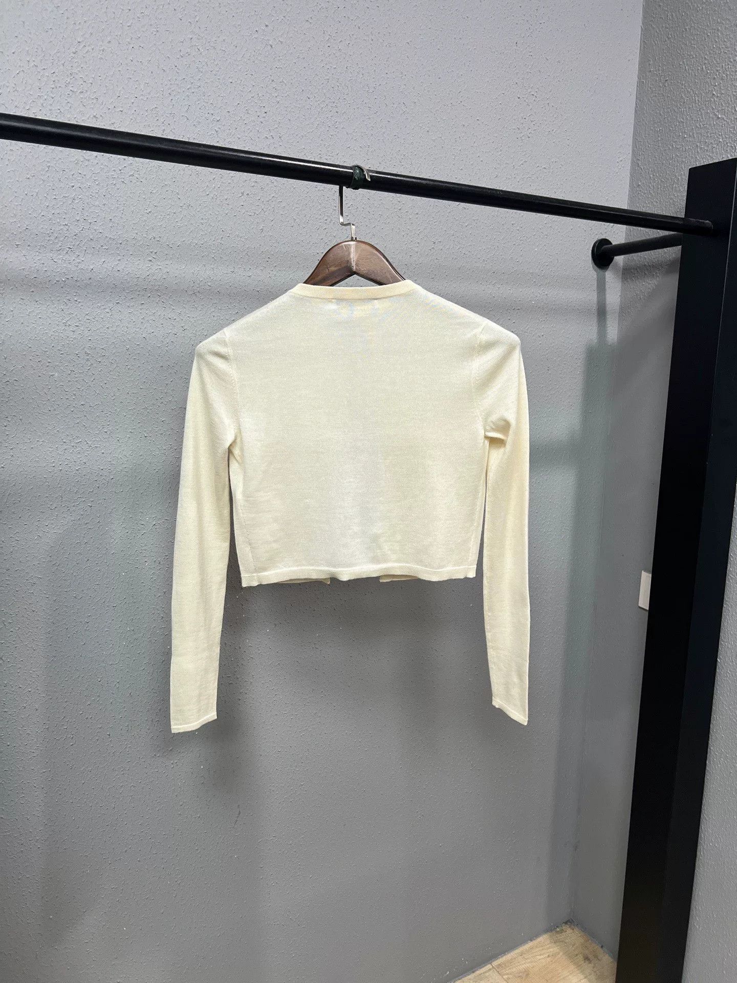 Dior Dior Cream Cardigan with Pearl Buttons Size S / US 4 / IT 40 - 2 Thumbnail