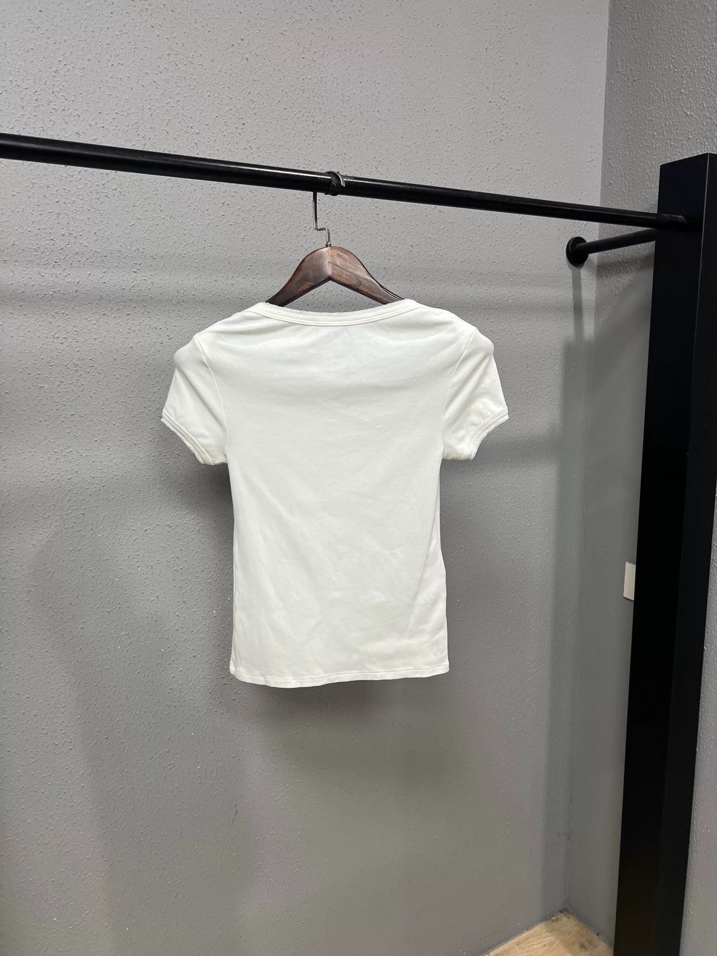 Miu Miu Miumiu Limited Edition Short Sleeve T-Shirt Size M / US 6-8 / IT 42-44 - 2 Thumbnail