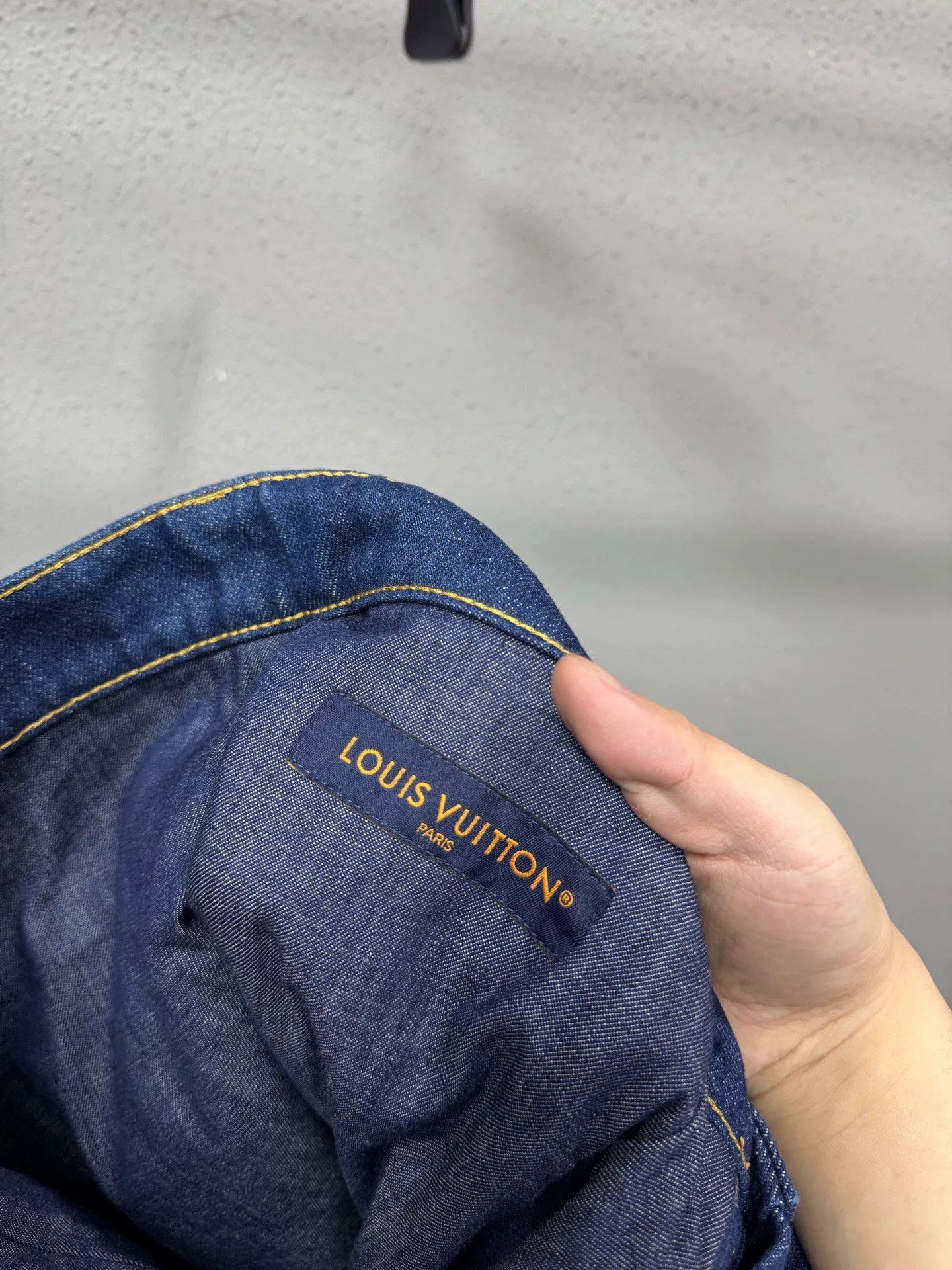 Louis Vuitton louis vuitton x pharrell denim shorts Size US 36 / EU 52 - 3 Thumbnail