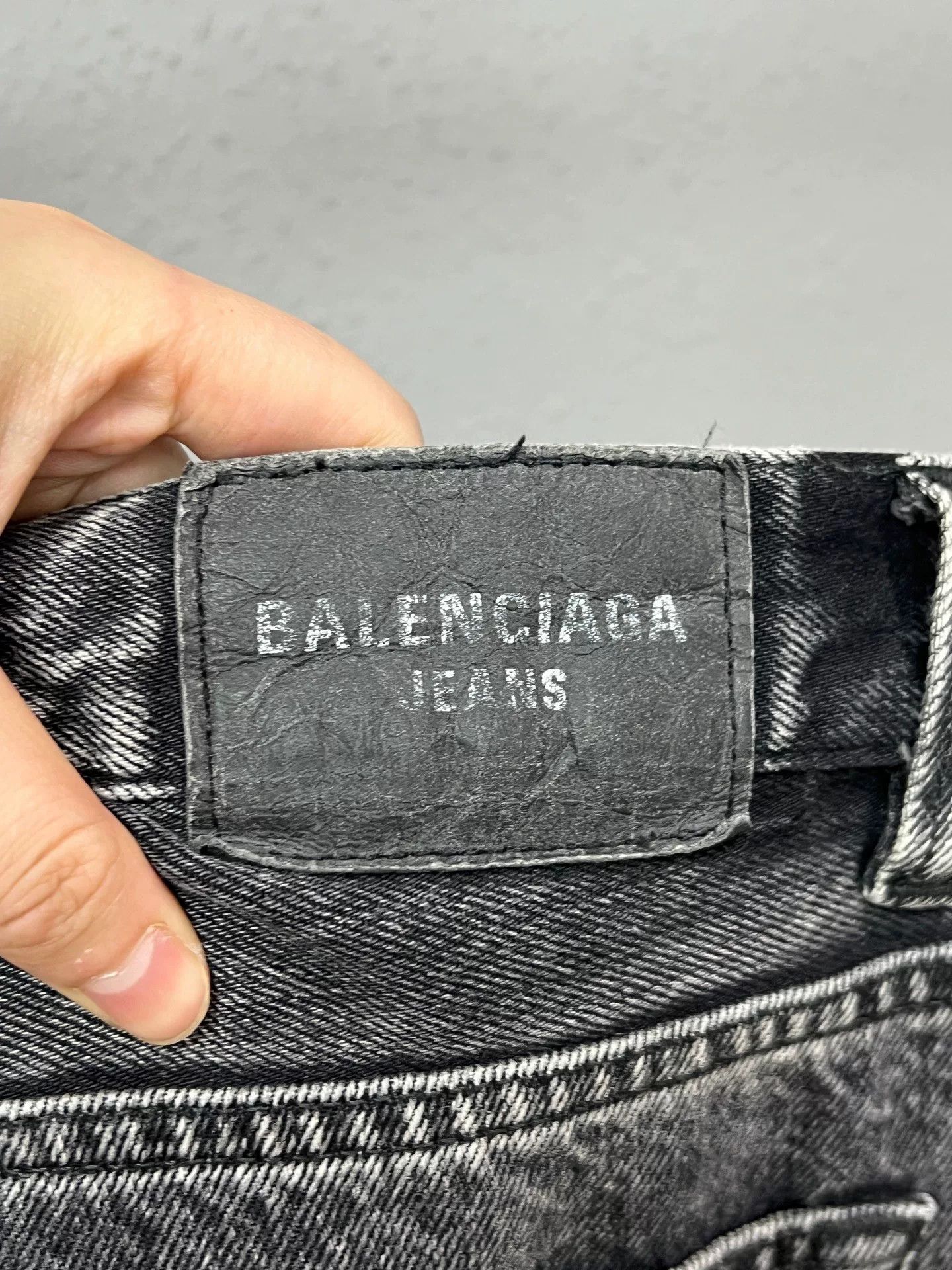 Balenciaga Balenciaga Destroyed Flare Denim Pants Size 28" / US 6 / IT 42 - 3 Thumbnail