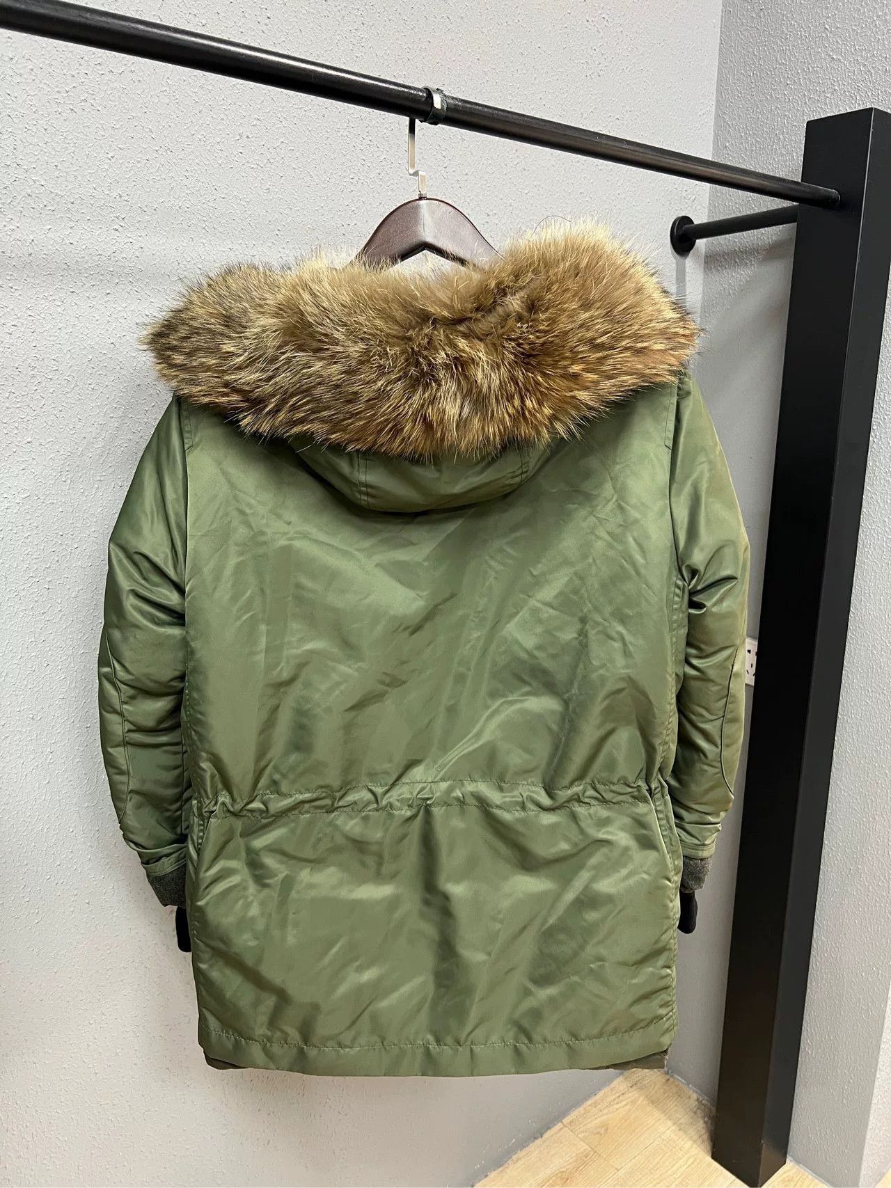 Moncler moncler green fur collar down jacket Size US M / EU 48-50 / 2 - 2 Thumbnail