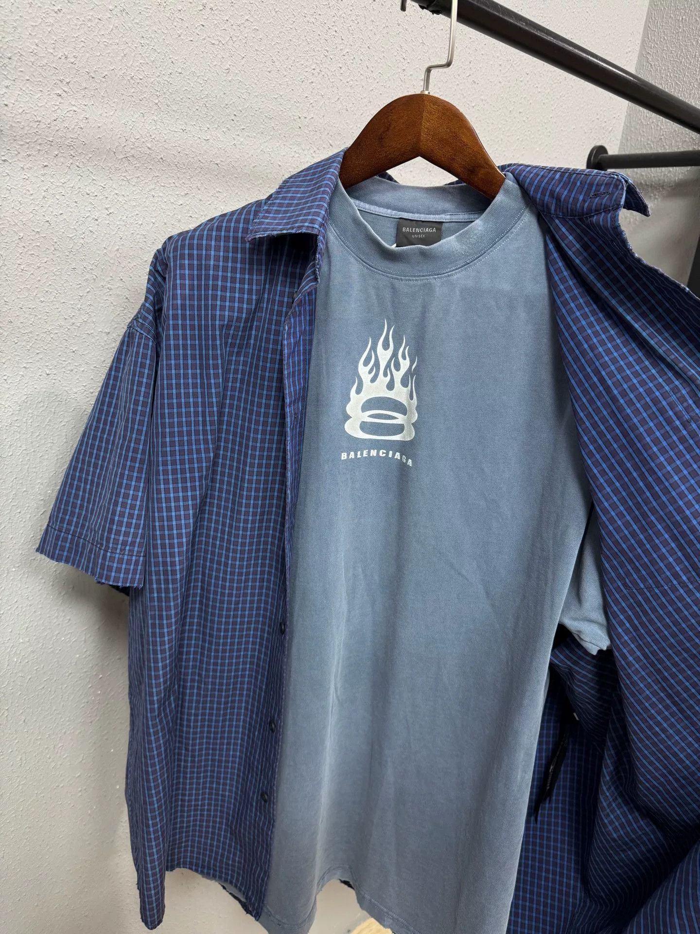 Balenciaga Balenciaga Flame Logo Two-Piece Shirt Size US S / EU 44-46 / 1 - 3 Thumbnail