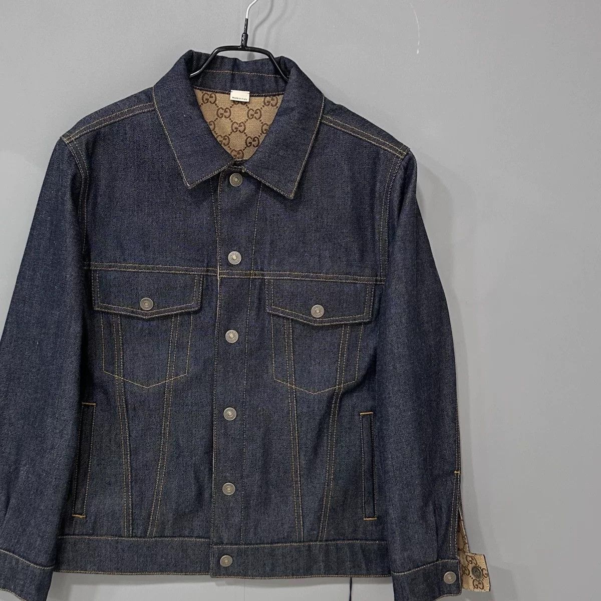 Gucci gucci monogram reversible denim jacket size 44 Size US M / EU 48-50 / 2 - 5 Thumbnail