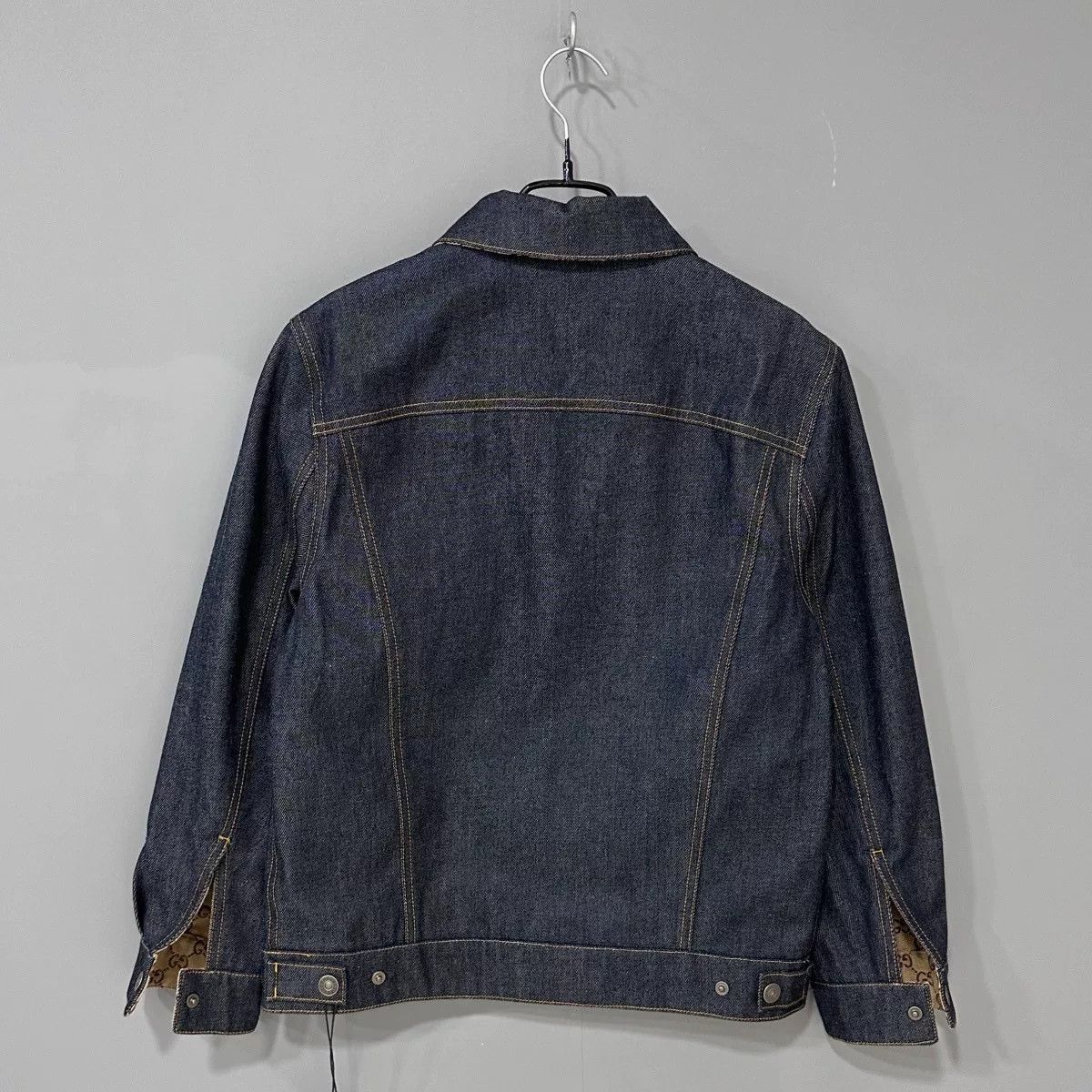Gucci gucci monogram reversible denim jacket size 44 Size US M / EU 48-50 / 2 - 6 Thumbnail