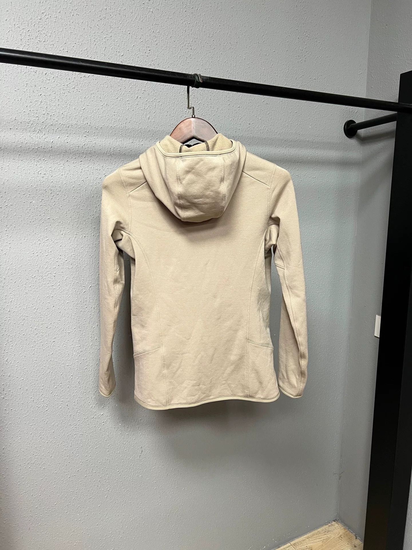 Arc'teryx arcteryx khaki color jacket size small Size US S / EU 44-46 / 1 - 2 Thumbnail