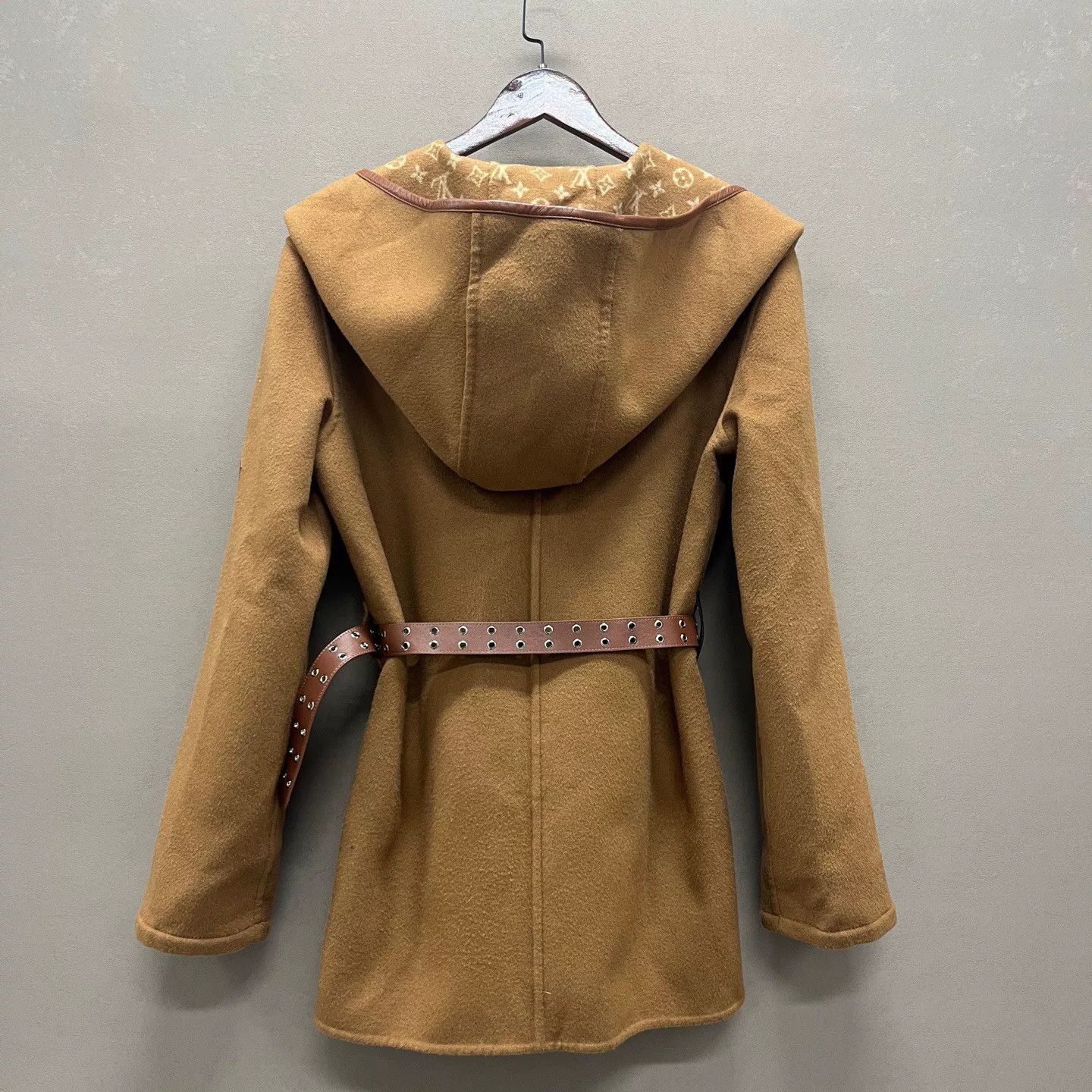 Louis Vuitton louis vuitton brown wool bathrobe coat Size S / US 4 / IT 40 - 4 Thumbnail