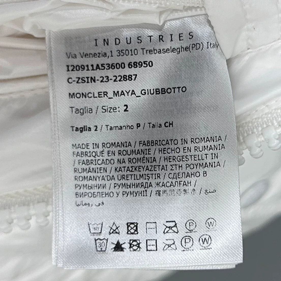 Moncler moncler white maya down jacket Size US XS / EU 42 / 0 - 8 Thumbnail