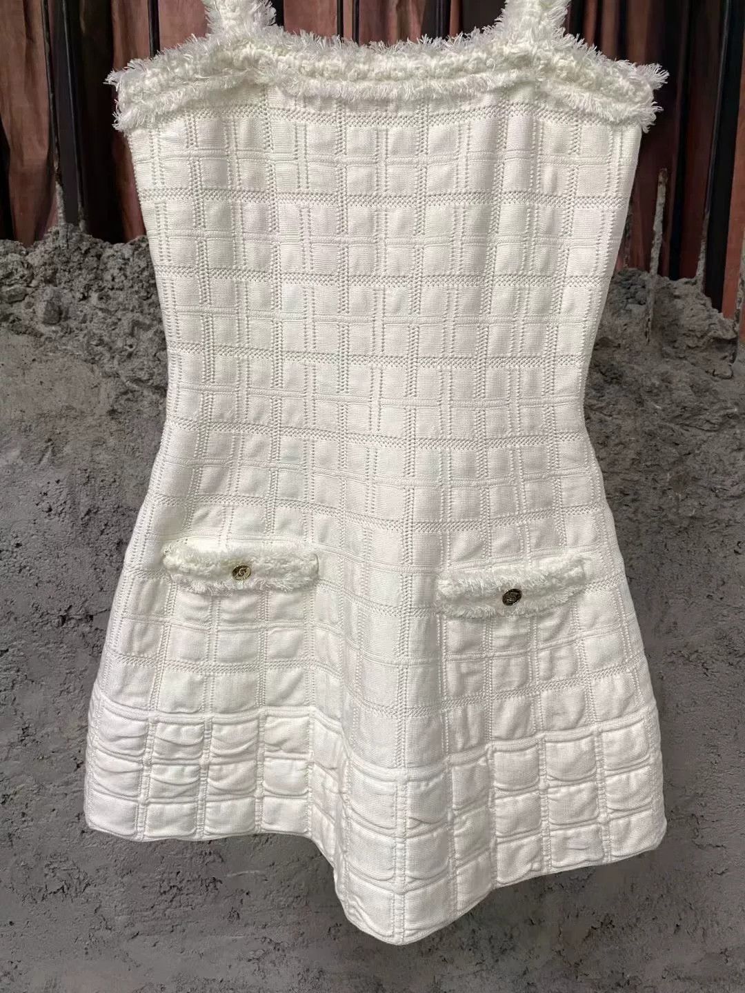 Chanel white quilted dress with fringe straps Size XS / US 0-2 / IT 36-38 - 4 Thumbnail