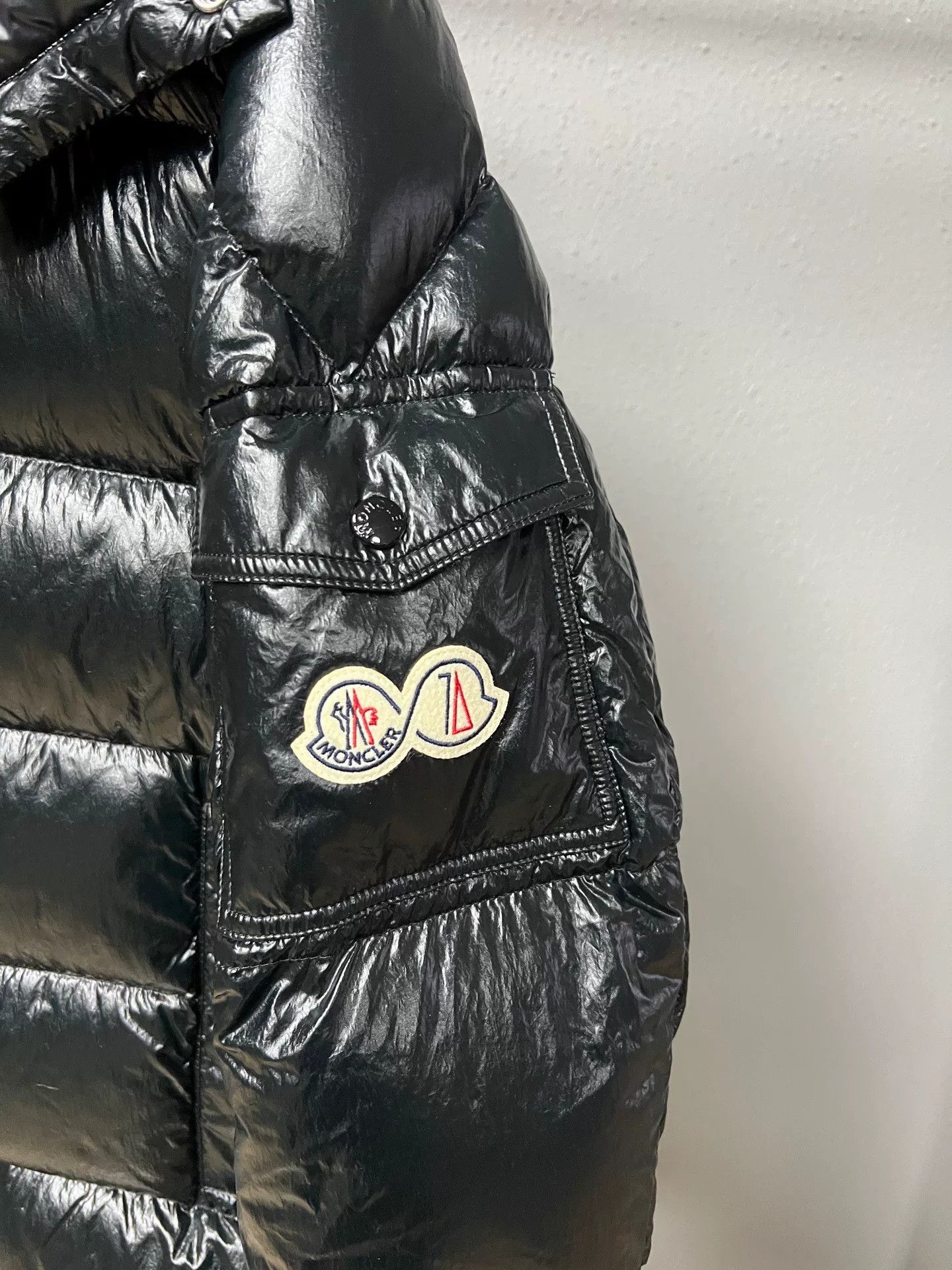 Moncler moncler maya 70th anniversary black down jacket Size US M / EU 48-50 / 2 - 3 Thumbnail