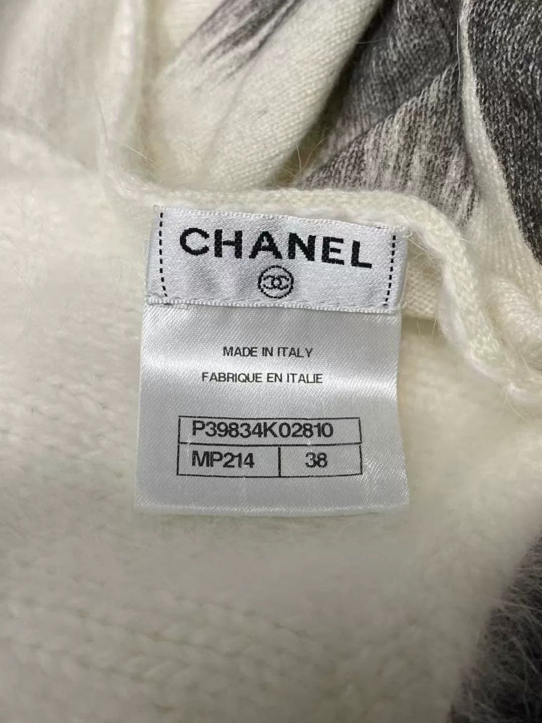 Chanel chanel rabbit fur backless dress Size M / US 6-8 / IT 42-44 - 6 Thumbnail