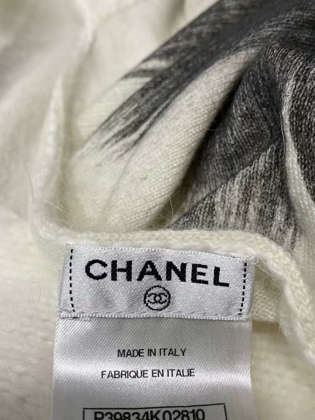 Chanel chanel rabbit fur backless dress Size M / US 6-8 / IT 42-44 - 5 Thumbnail