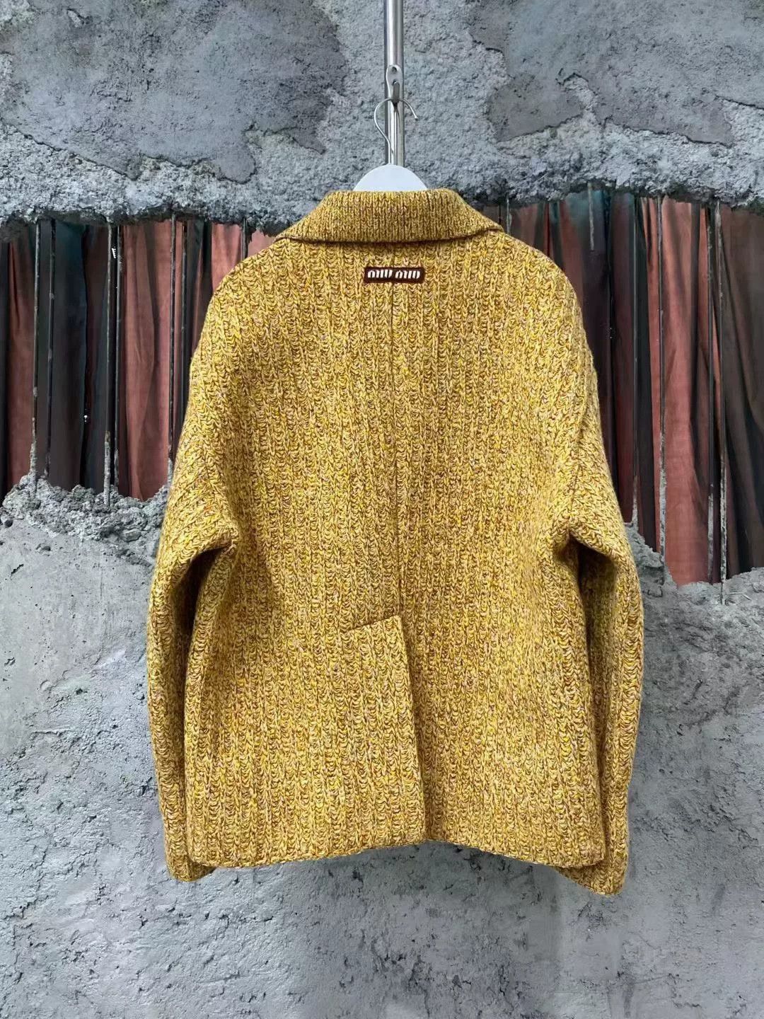 Miu Miu miumiu yellow textured knit jacket Size M / US 6-8 / IT 42-44 - 2 Thumbnail