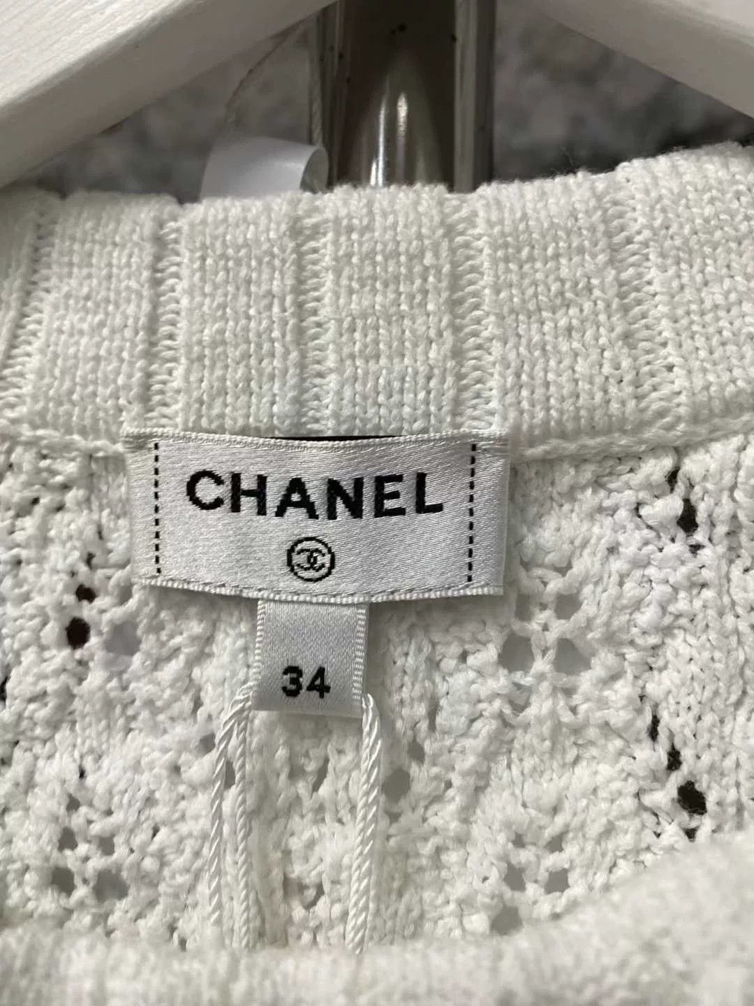 Chanel Chanel White Camellia Knit Sweater Size XS / US 0-2 / IT 36-38 - 6 Thumbnail