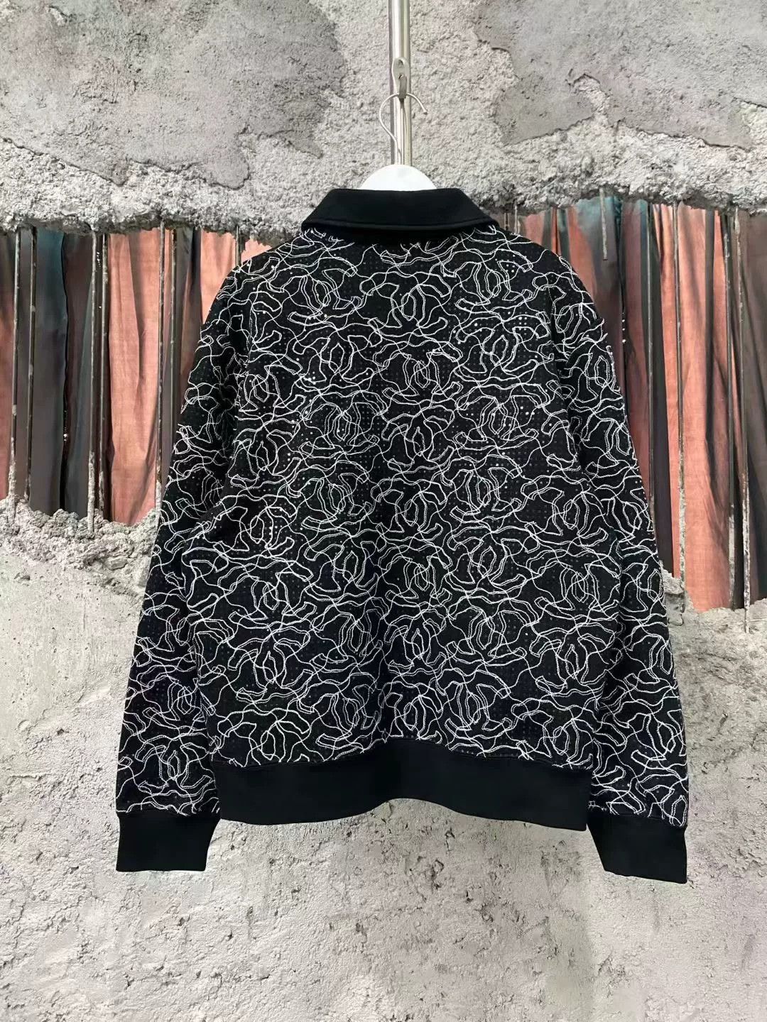 Chanel black sequined polo sweatshirt by Chanel Size M / US 6-8 / IT 42-44 - 2 Thumbnail