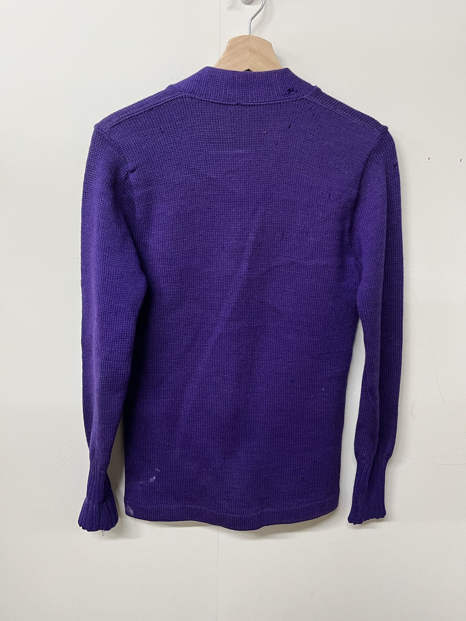 Vintage Vintage 1960s/70s Distressed Purple Wool Knit Cardigan Size S Size US S / EU 44-46 / 1 - 3 Thumbnail
