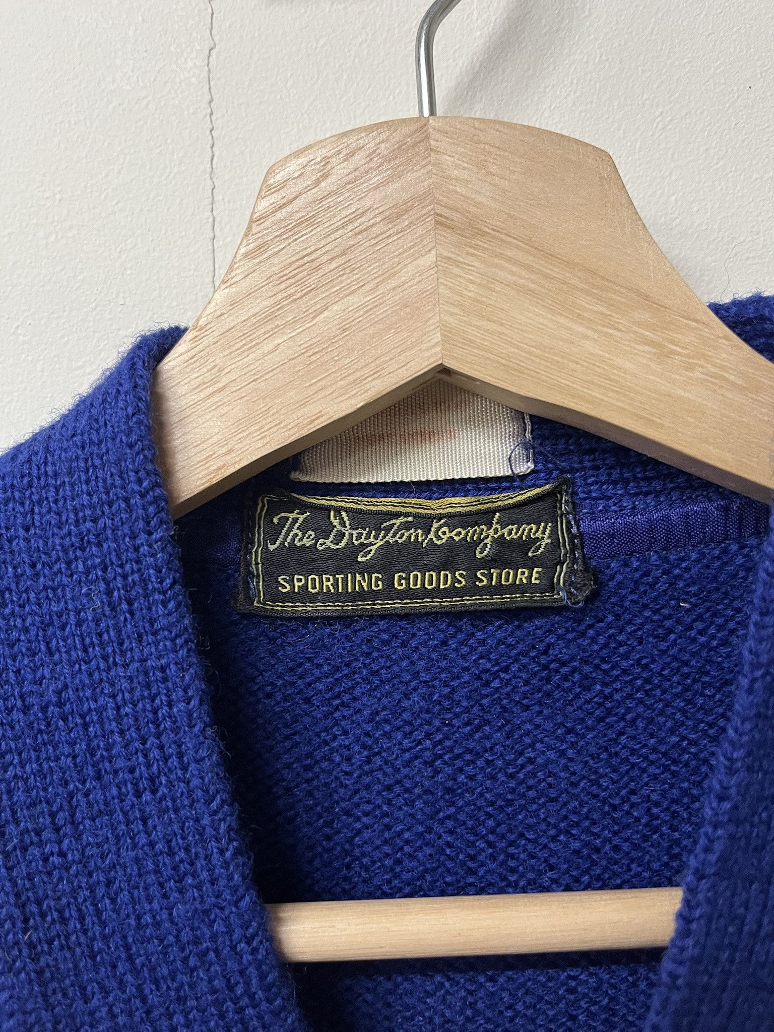 Vintage Vitnage 1970s Daytons Knit Cardigan Size S Size US S / EU 44-46 / 1 - 2 Thumbnail
