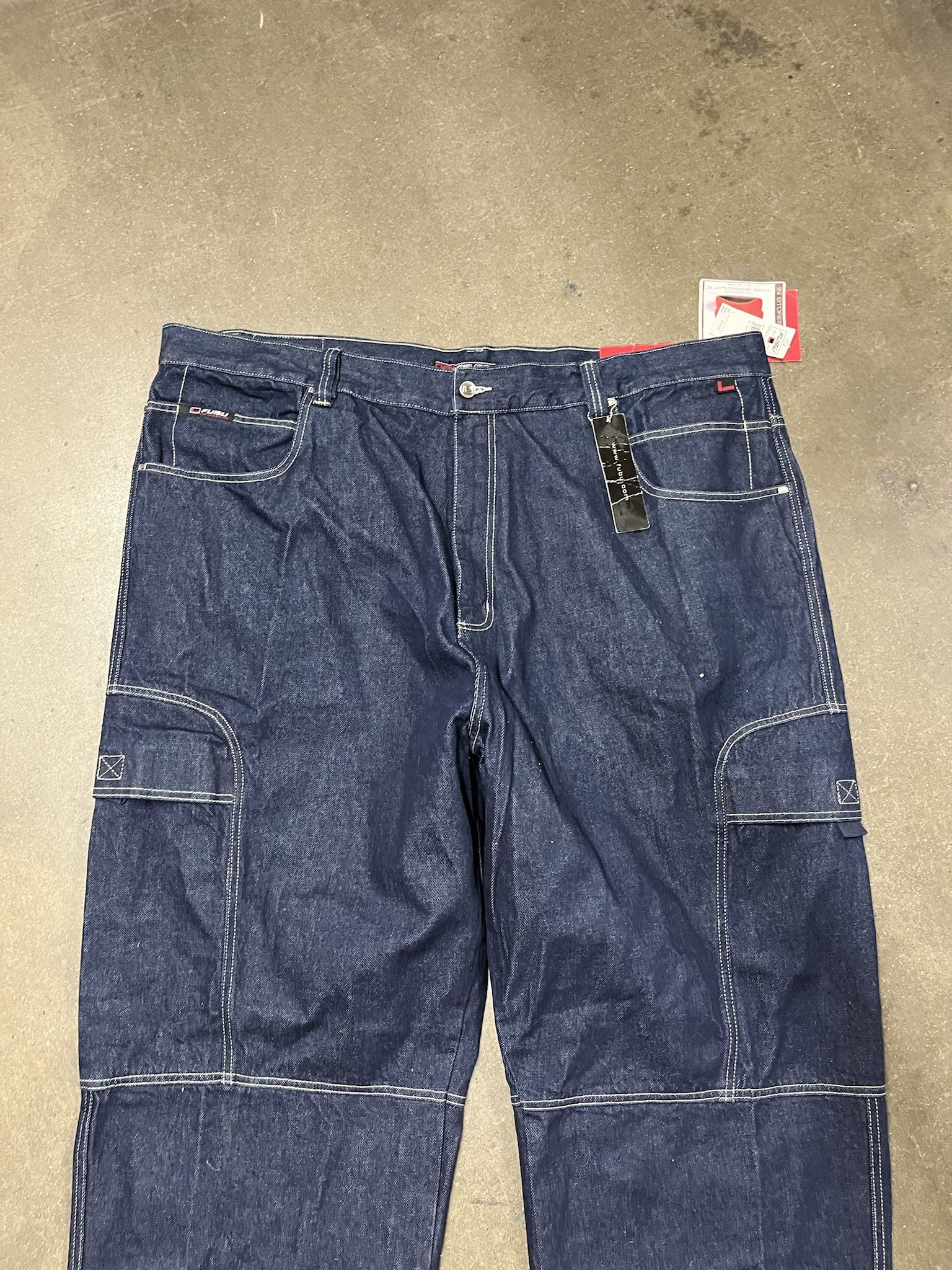 Fubu × Vintage Vitnage 2000s Deadstock NWT FUBU Dark Wash Baggy Cargo Denim Size 50 Size US 42 / EU 58 - 7 Thumbnail