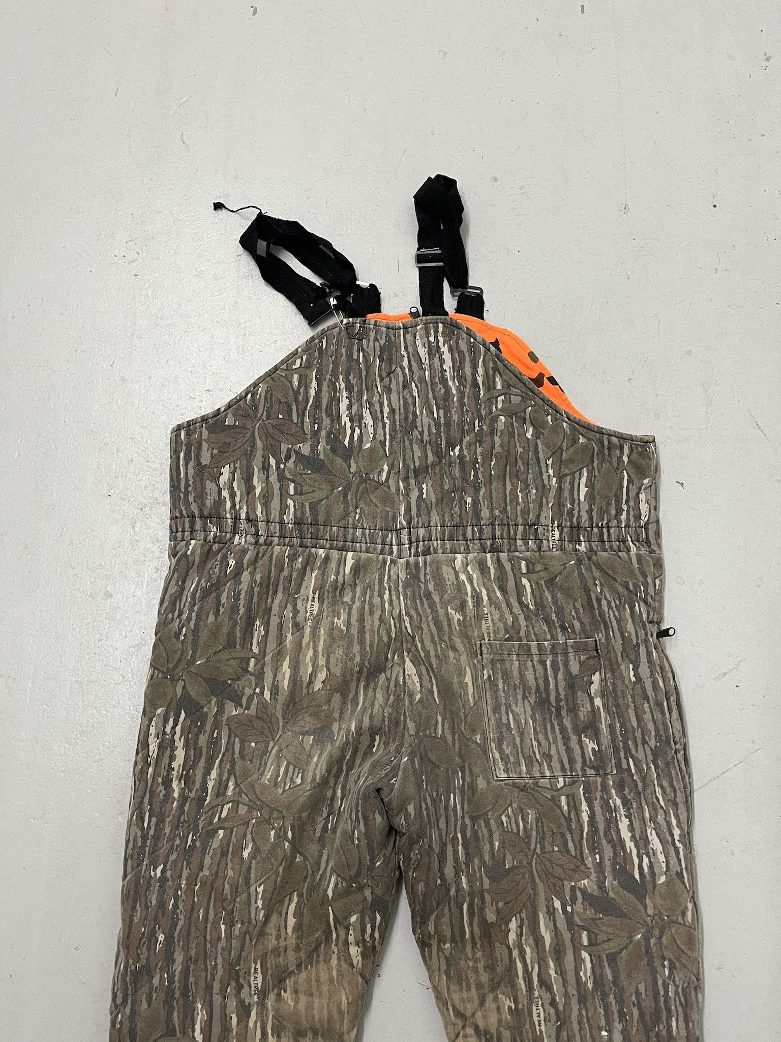 Carhartt × Vintage Vintage 1990s Realtree Revesible Orange Duck Camo Quilted Coverall Size XL Size US XL / EU 56 / 4 - 5 Thumbnail