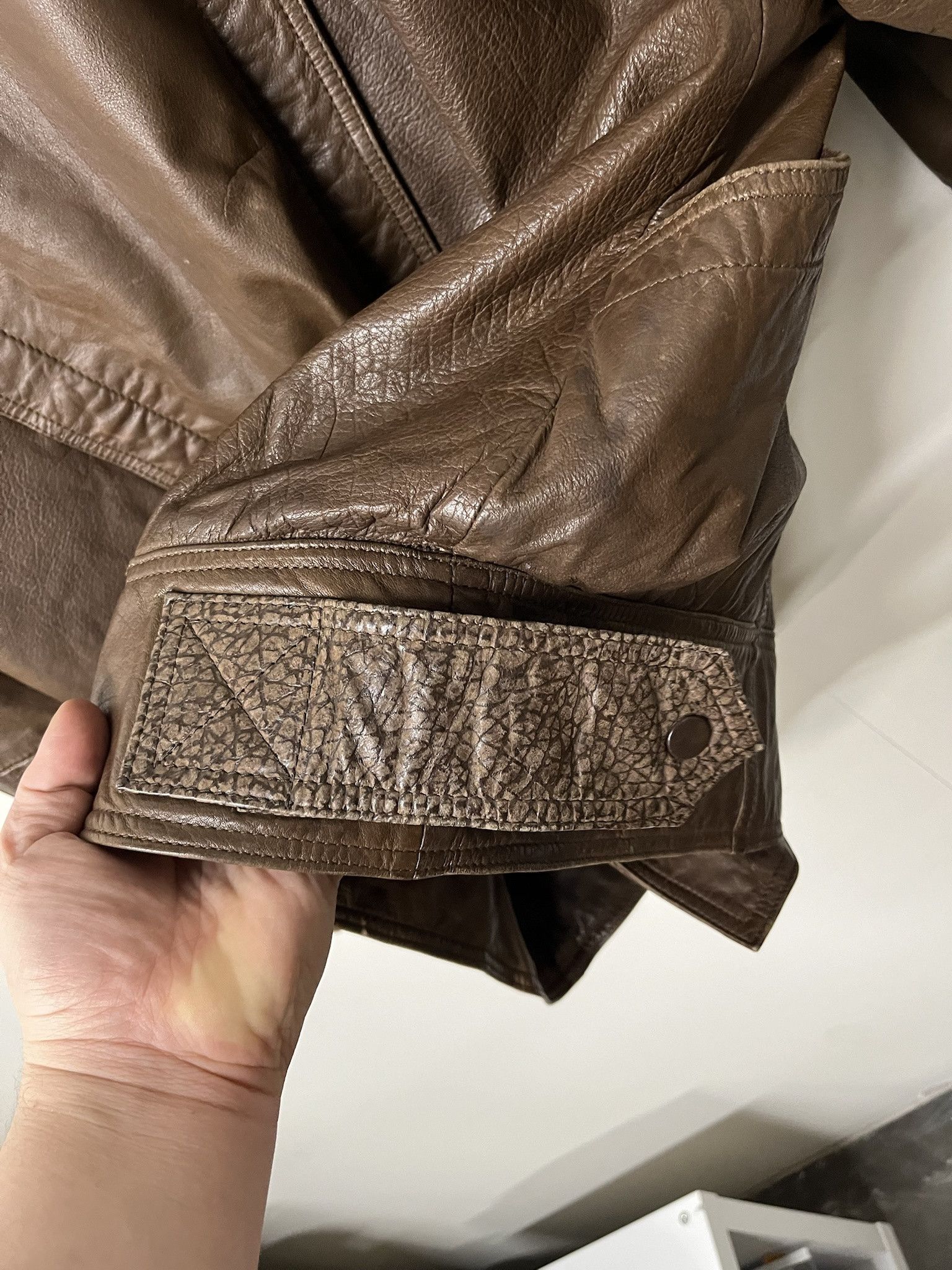 Leather × Vintage × Wilsons Leather Vintage 1990s Wilsons Leather Jacket Size Large Size US L / EU 52-54 / 3 - 4 Thumbnail