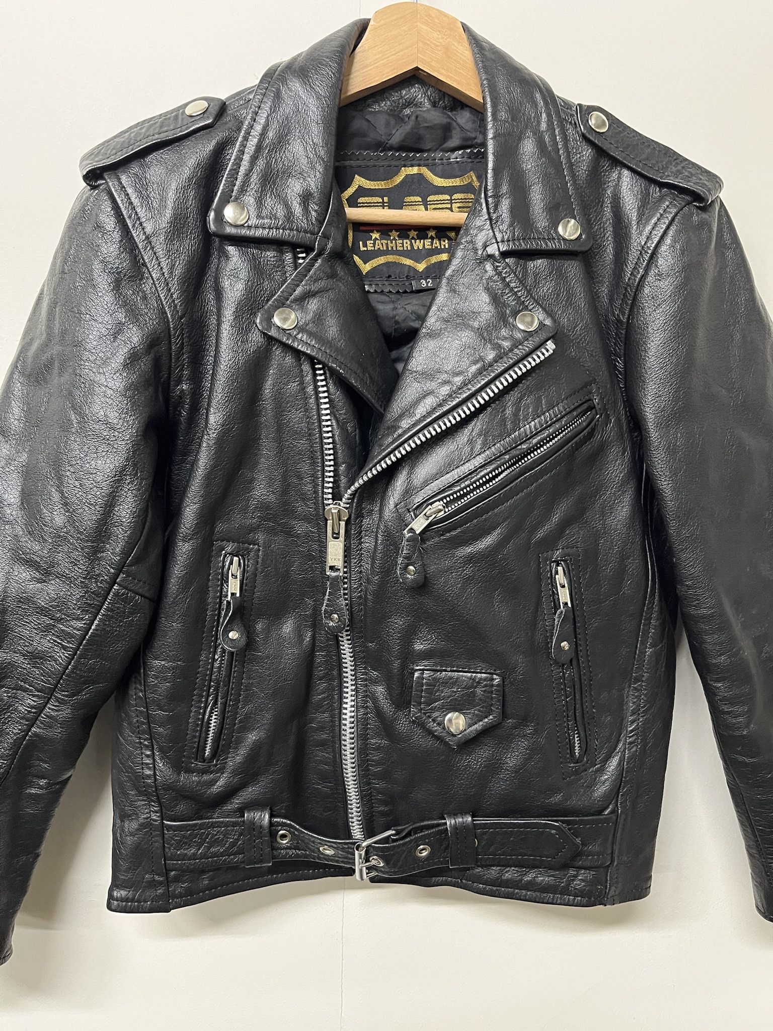Leather × Vintage × Wilsons Leather Vintage 1990s Leather Perfecto Style Motorcycle Jacket Size XS Size US XS / EU 42 / 0 - 2 Thumbnail