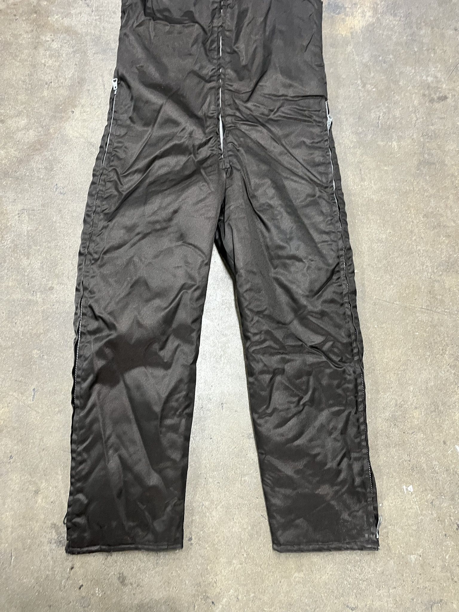 Vintage Vintage 1990s Brown Quilted Snow Bib Snowsuit Size L Size US L / EU 52-54 / 3 - 3 Thumbnail