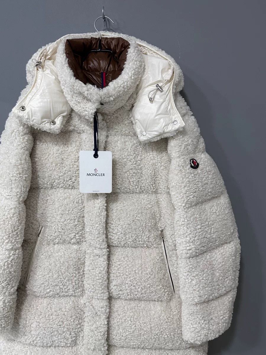 Moncler moncler white shearling down jacket Size M / US 6-8 / IT 42-44 - 2 Thumbnail