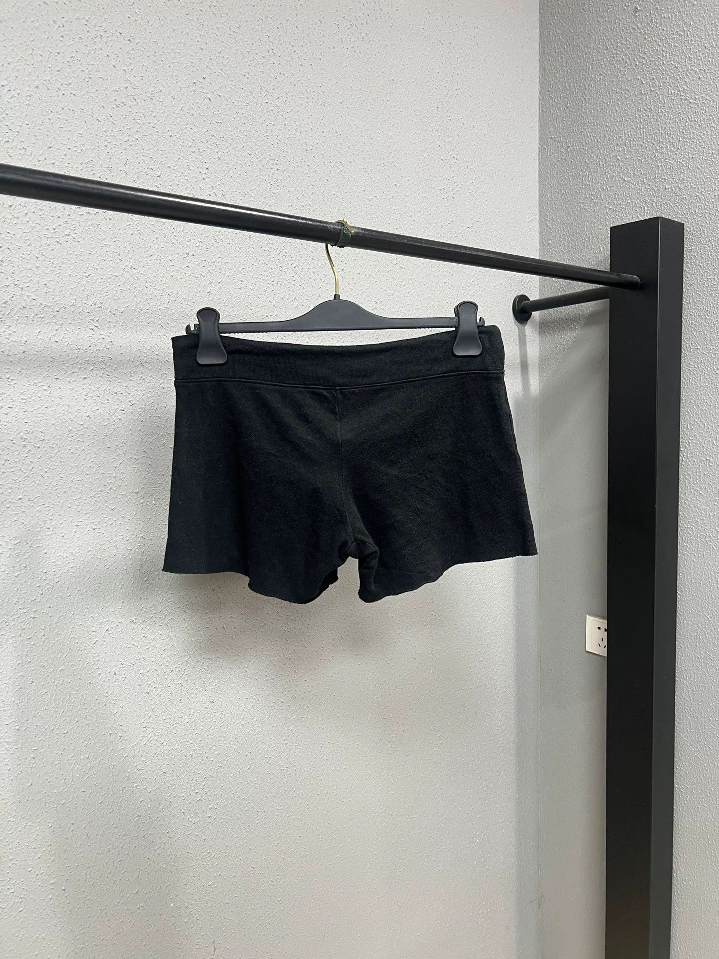 Chrome Hearts chrome hearts black shorts with graphic design Size US 26 / EU 42 - 2 Thumbnail