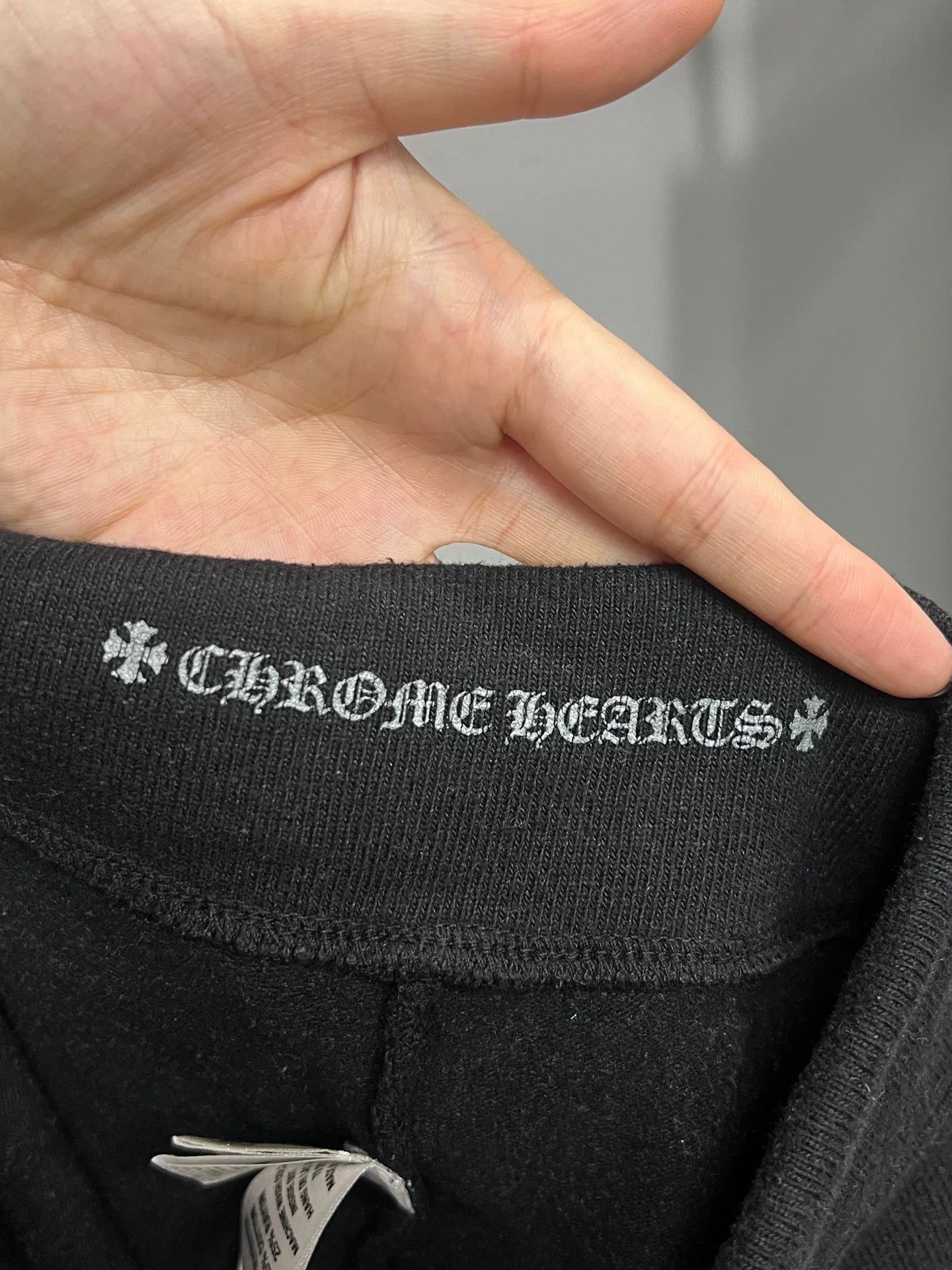 Chrome Hearts chrome hearts black shorts with graphic design Size US 26 / EU 42 - 3 Thumbnail