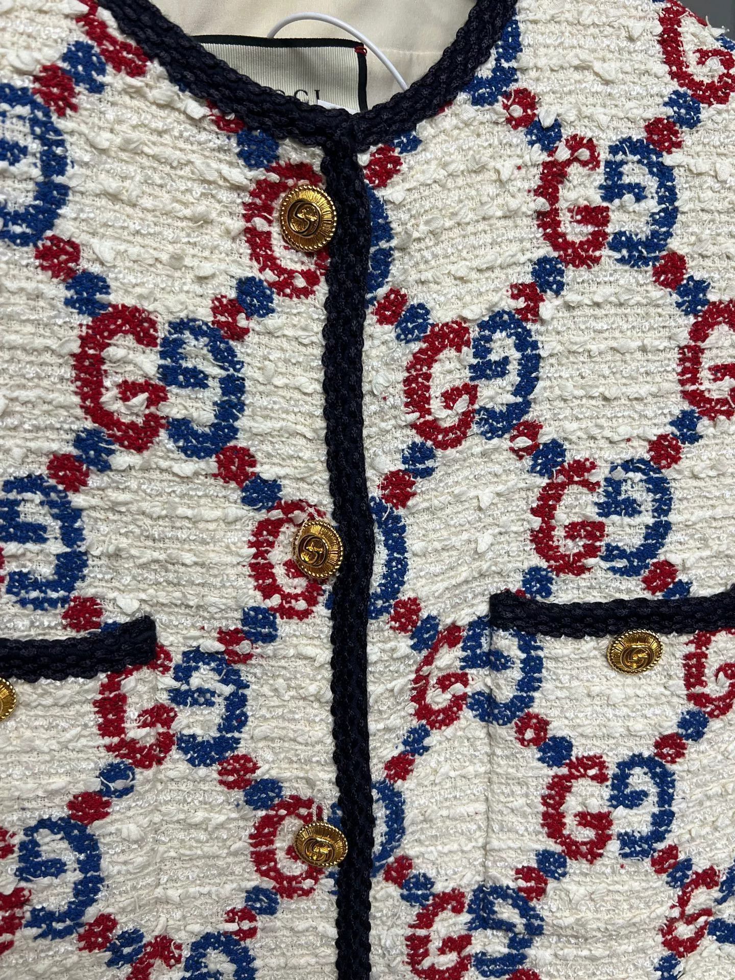 Gucci gucci white patterned wool cardigan coat Size M / US 6-8 / IT 42-44 - 5 Thumbnail