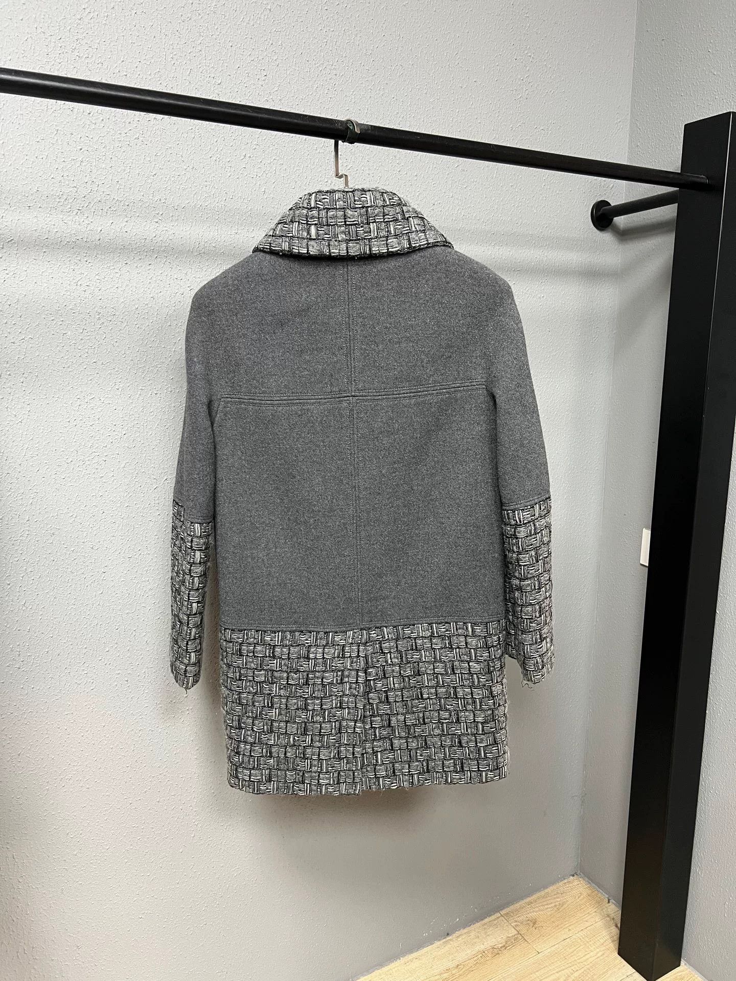 Chanel gray wool knit coat by Chanel Size S / US 4 / IT 40 - 2 Thumbnail