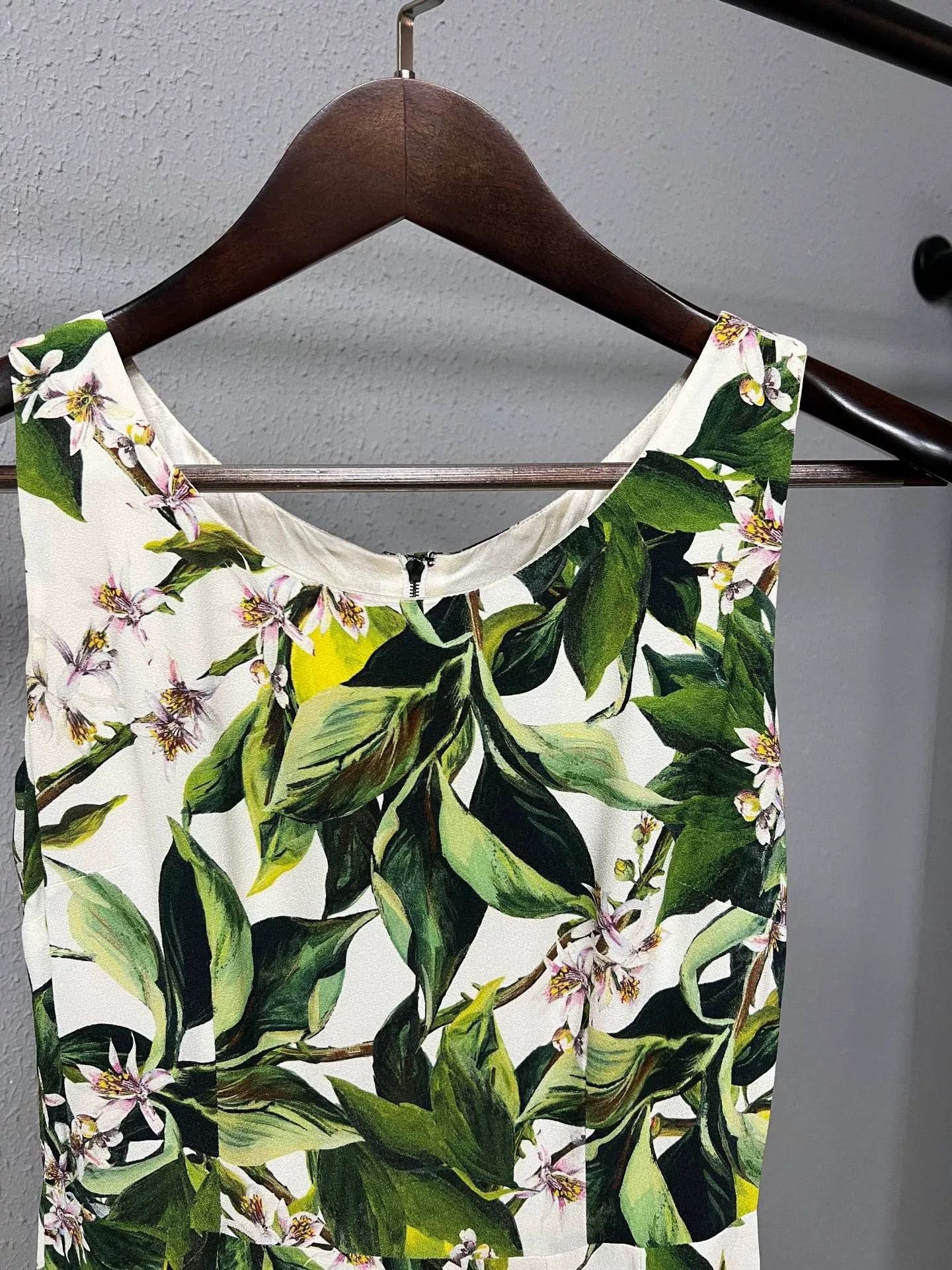 Dolce & Gabbana green silk dress by D&G Size S / US 4 / IT 40 - 3 Thumbnail